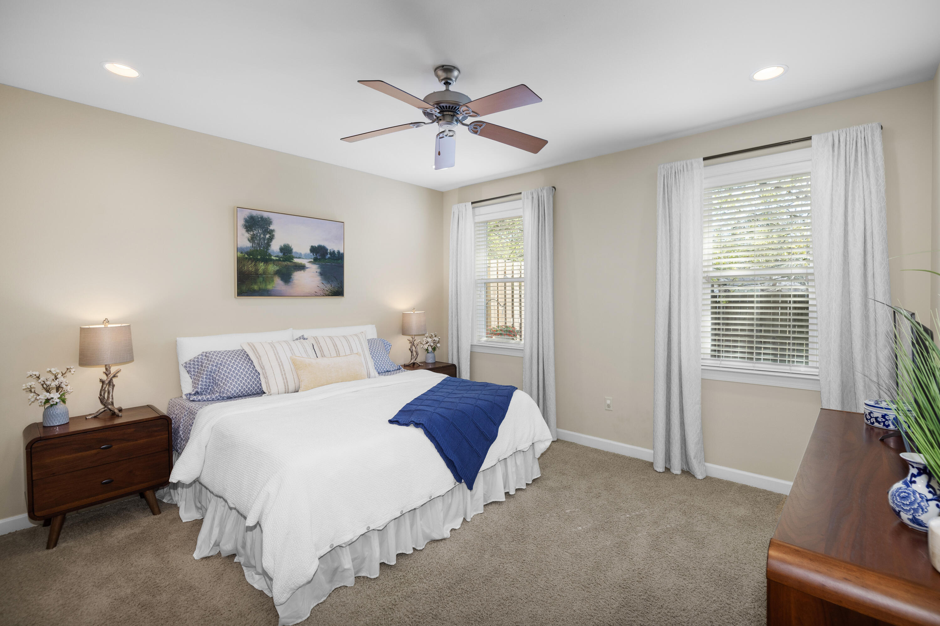 MARINA LANDING - Residential