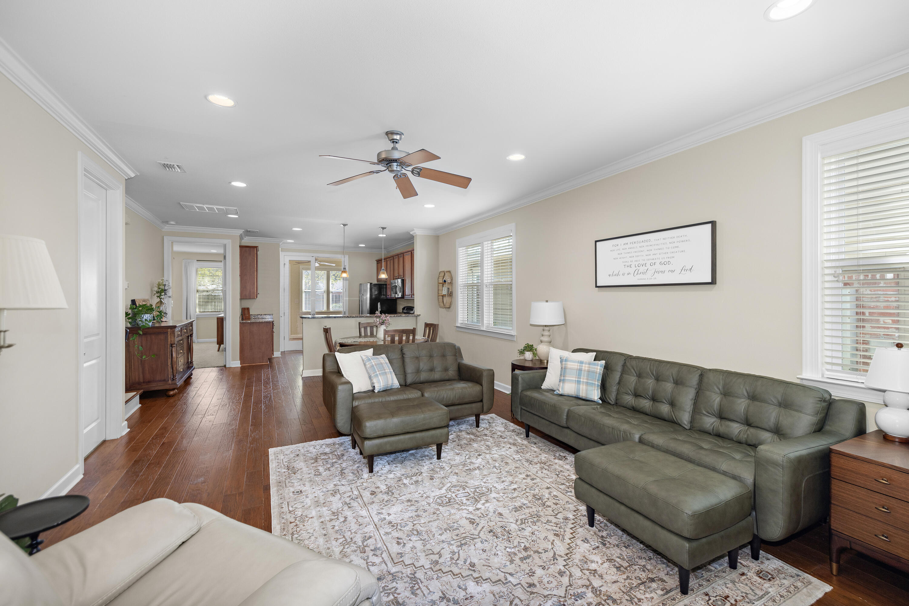 MARINA LANDING - Residential