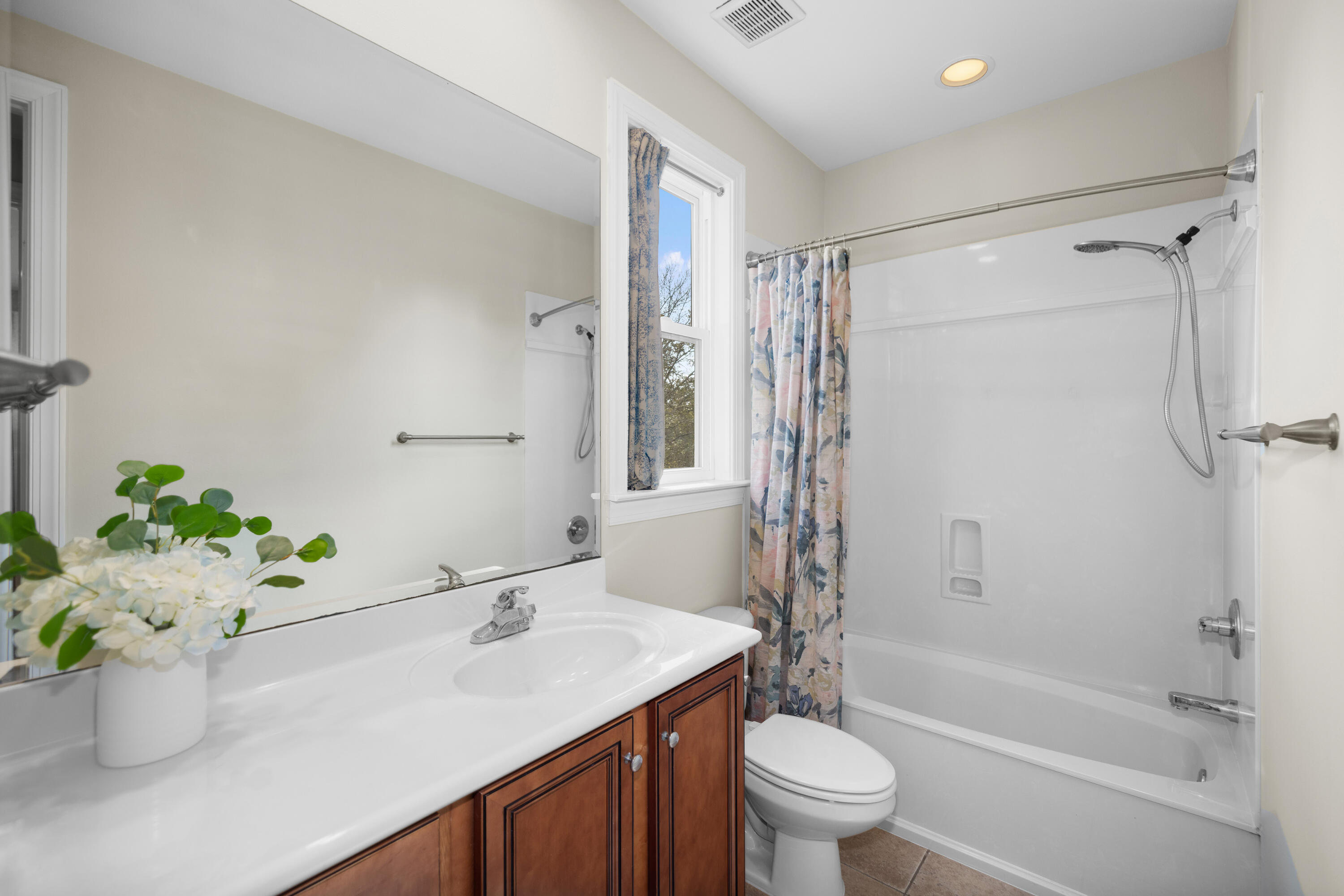 MARINA LANDING - Residential