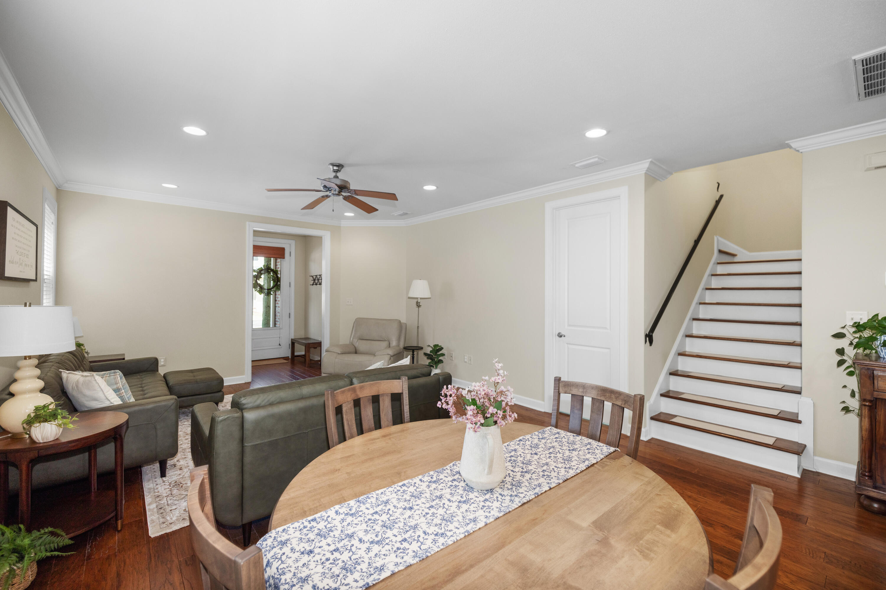 MARINA LANDING - Residential