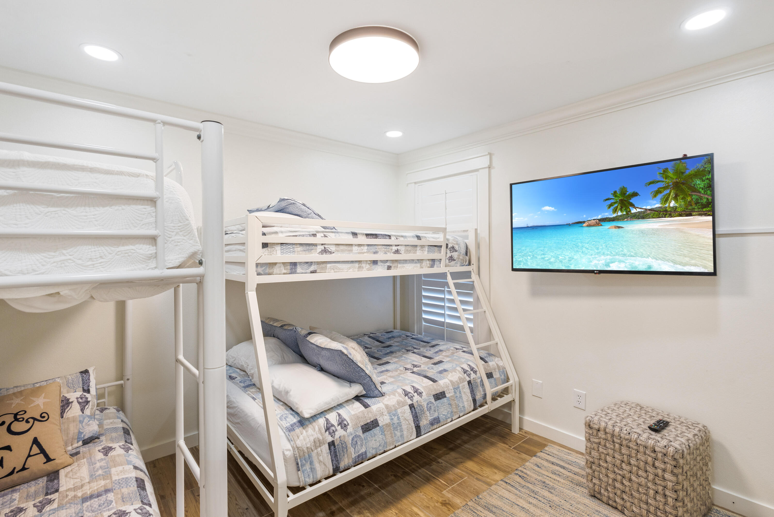 SANDPIPER VILLAGE CONDO - Residential