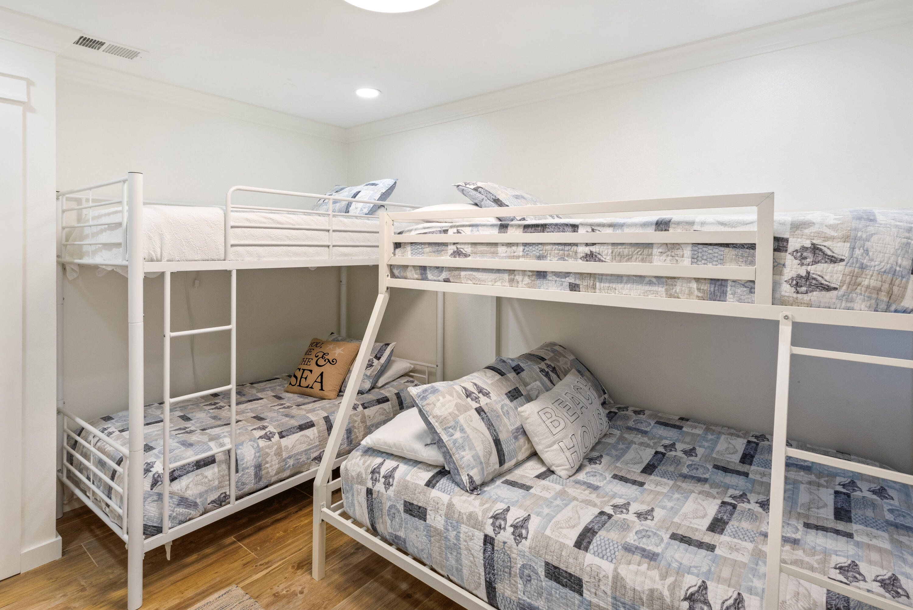 SANDPIPER VILLAGE CONDO - Residential