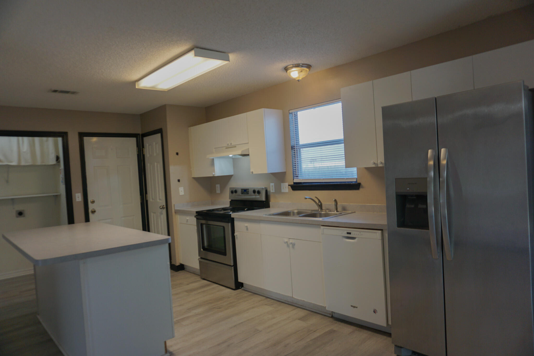 SOUTHWAY ESTATES - Residential Lease