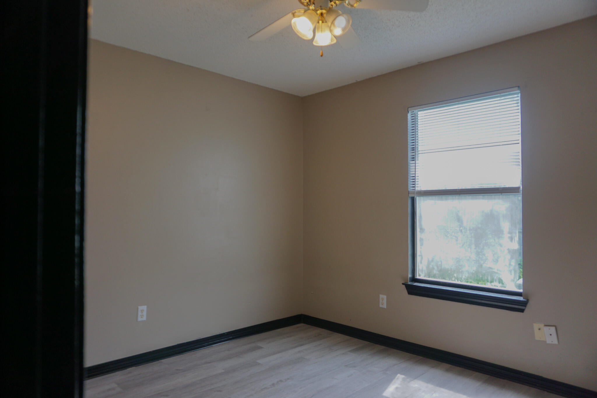 SOUTHWAY ESTATES - Residential Lease
