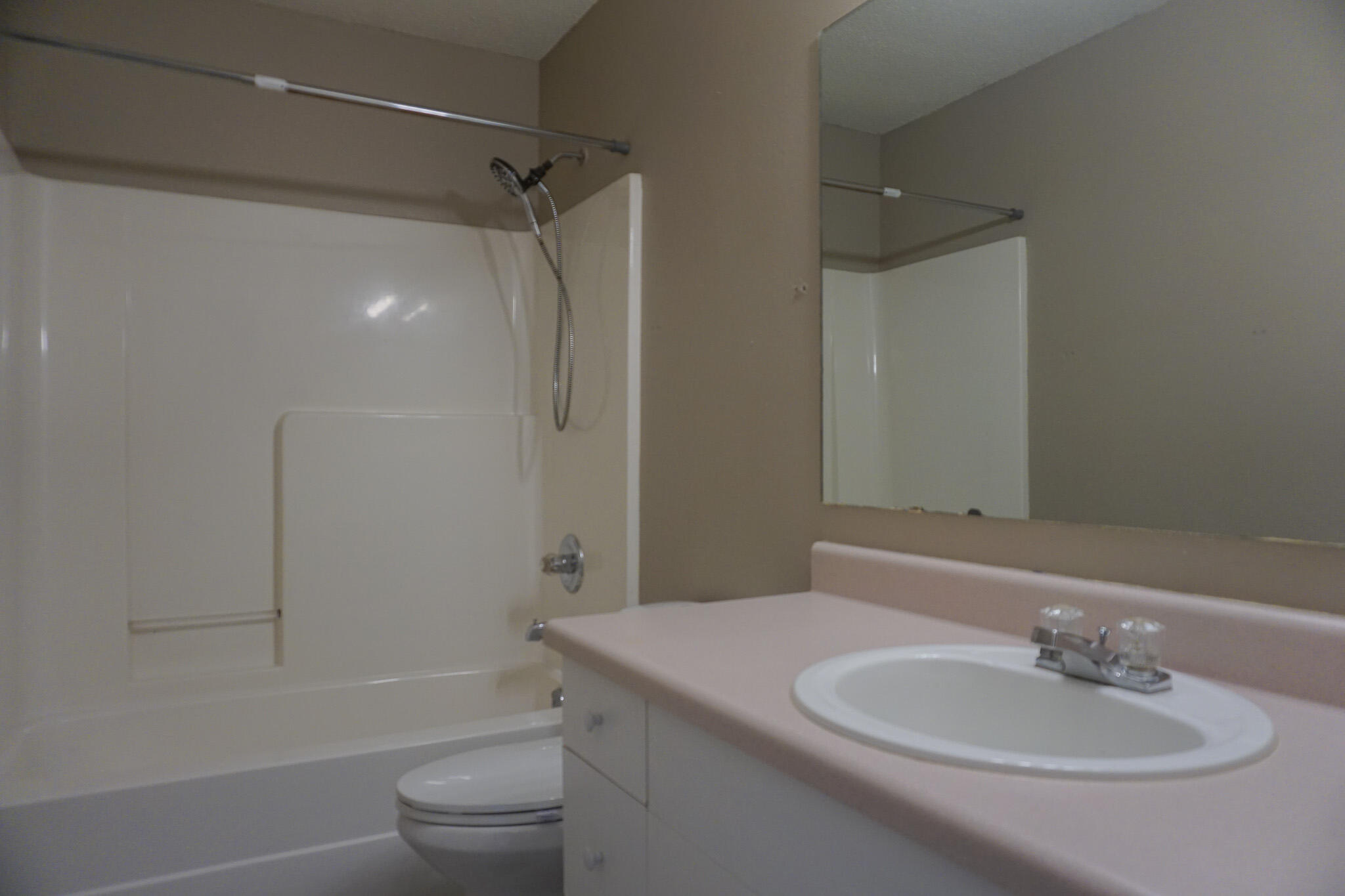 SOUTHWAY ESTATES - Residential Lease