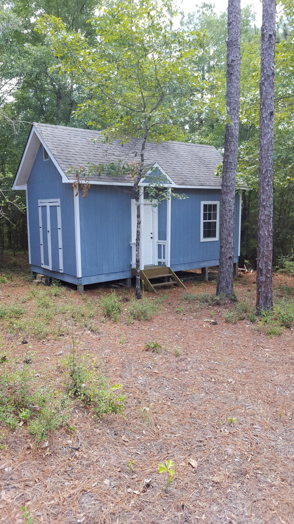 CLEAR CREEK ESTATES - Land