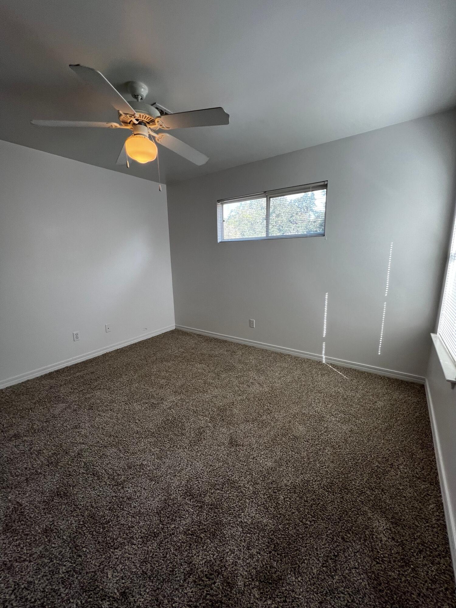 DOWNTOWNER - Residential Lease