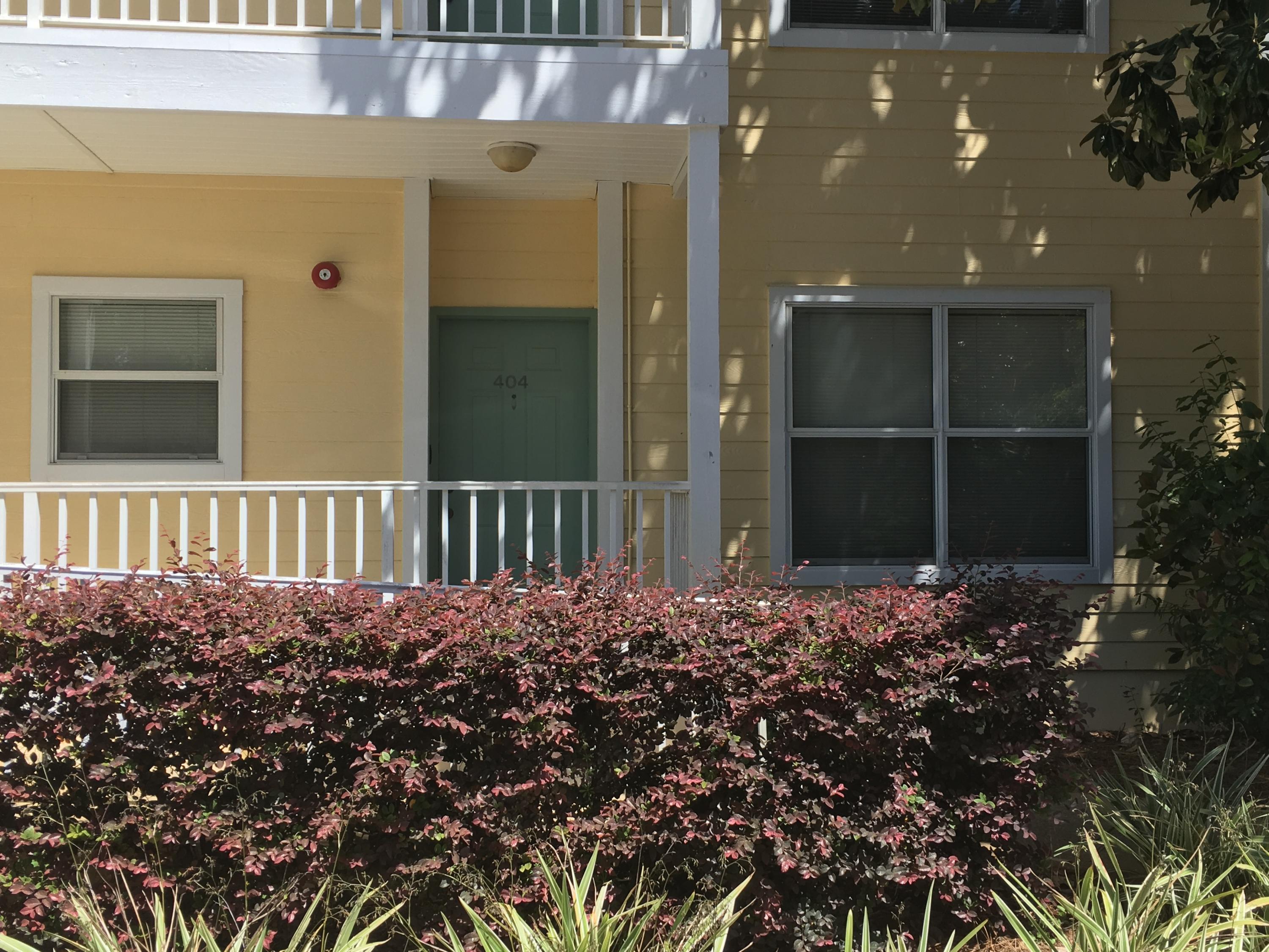 POINTE OF VIEW - Residential Lease