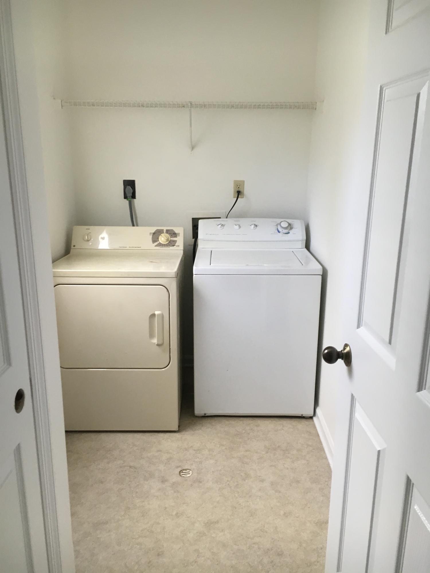 POINTE OF VIEW - Residential Lease