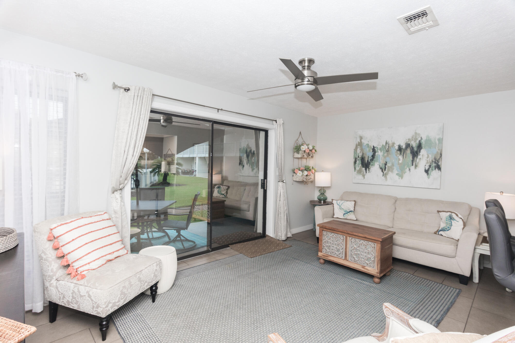 endless summer II - Residential