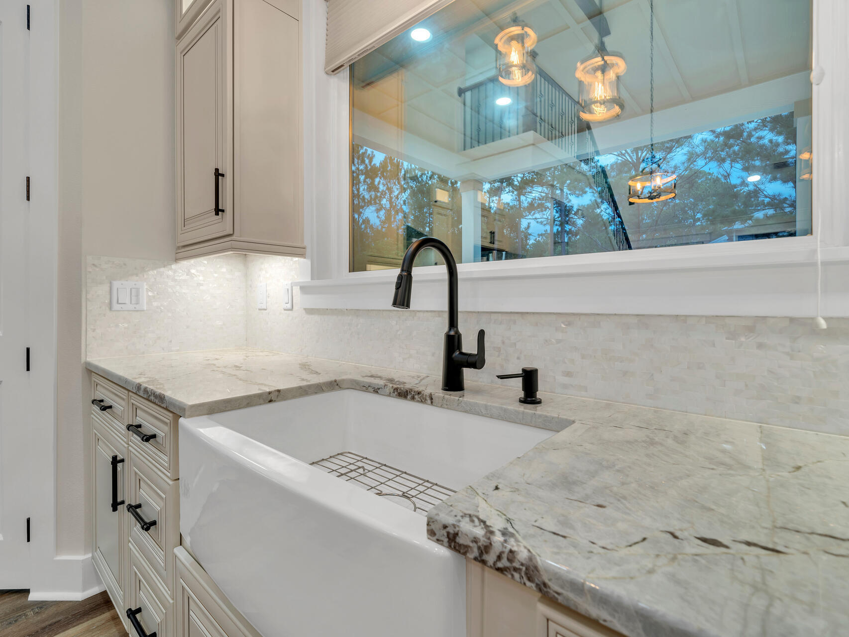 LOT 2 BLOCK 1 OF J.M. & E S/D - Residential