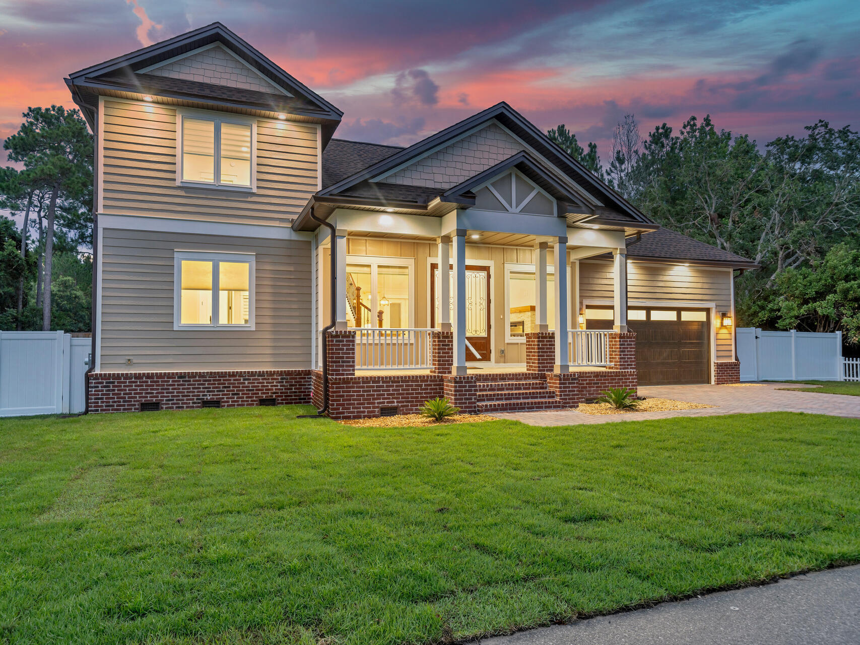 LOT 2 BLOCK 1 OF J.M. & E S/D - Residential