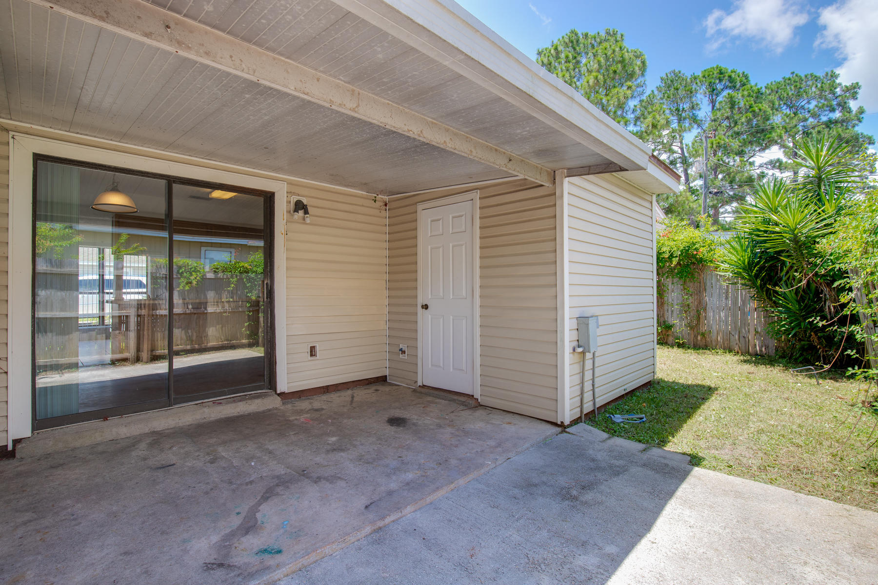 PINE MEADOWS 1ST ADDN - Residential