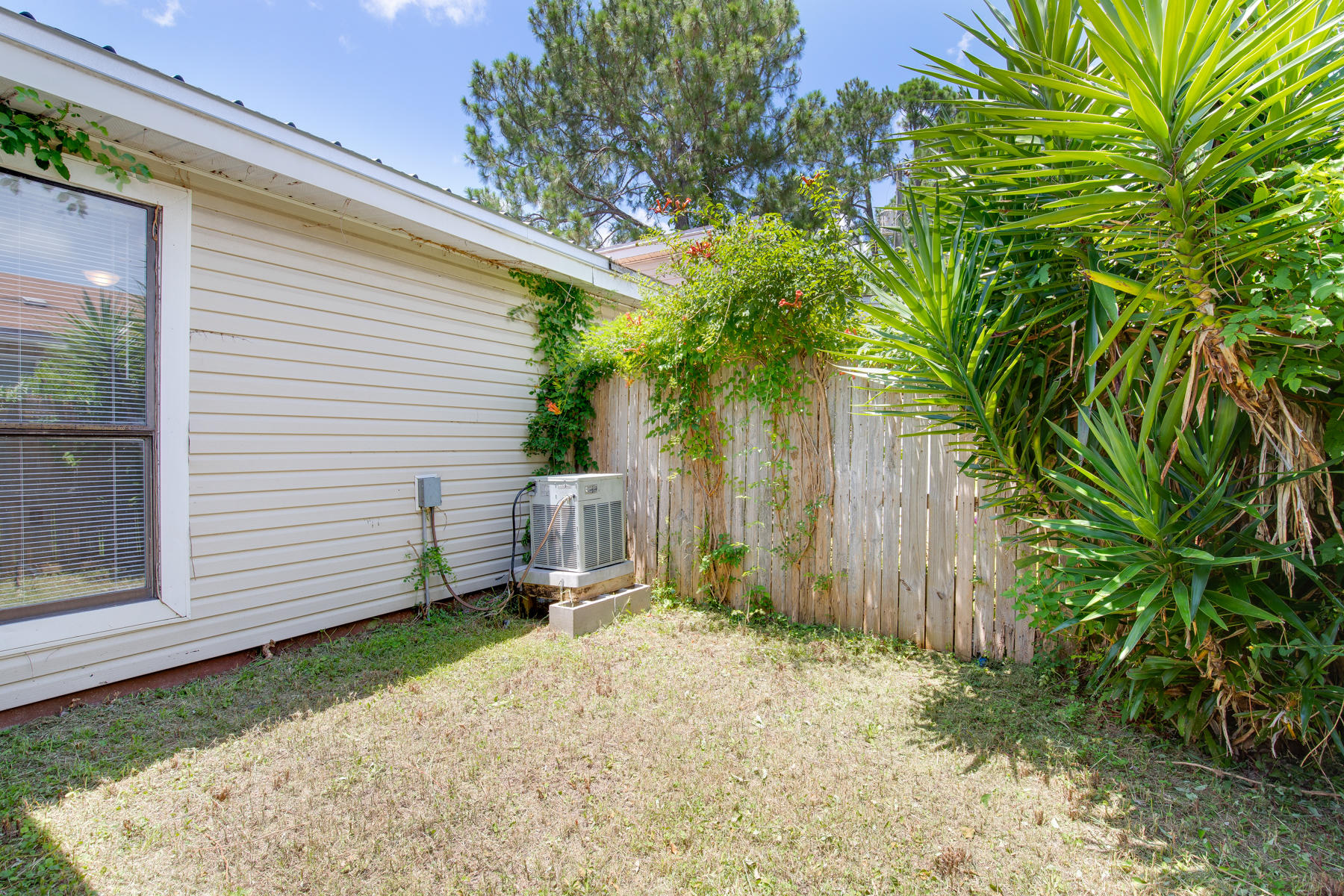 PINE MEADOWS 1ST ADDN - Residential