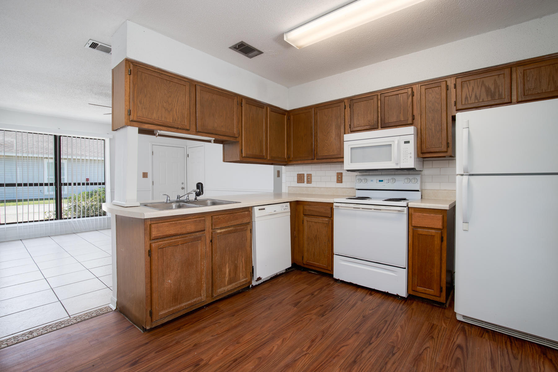 PINE MEADOWS 1ST ADDN - Residential