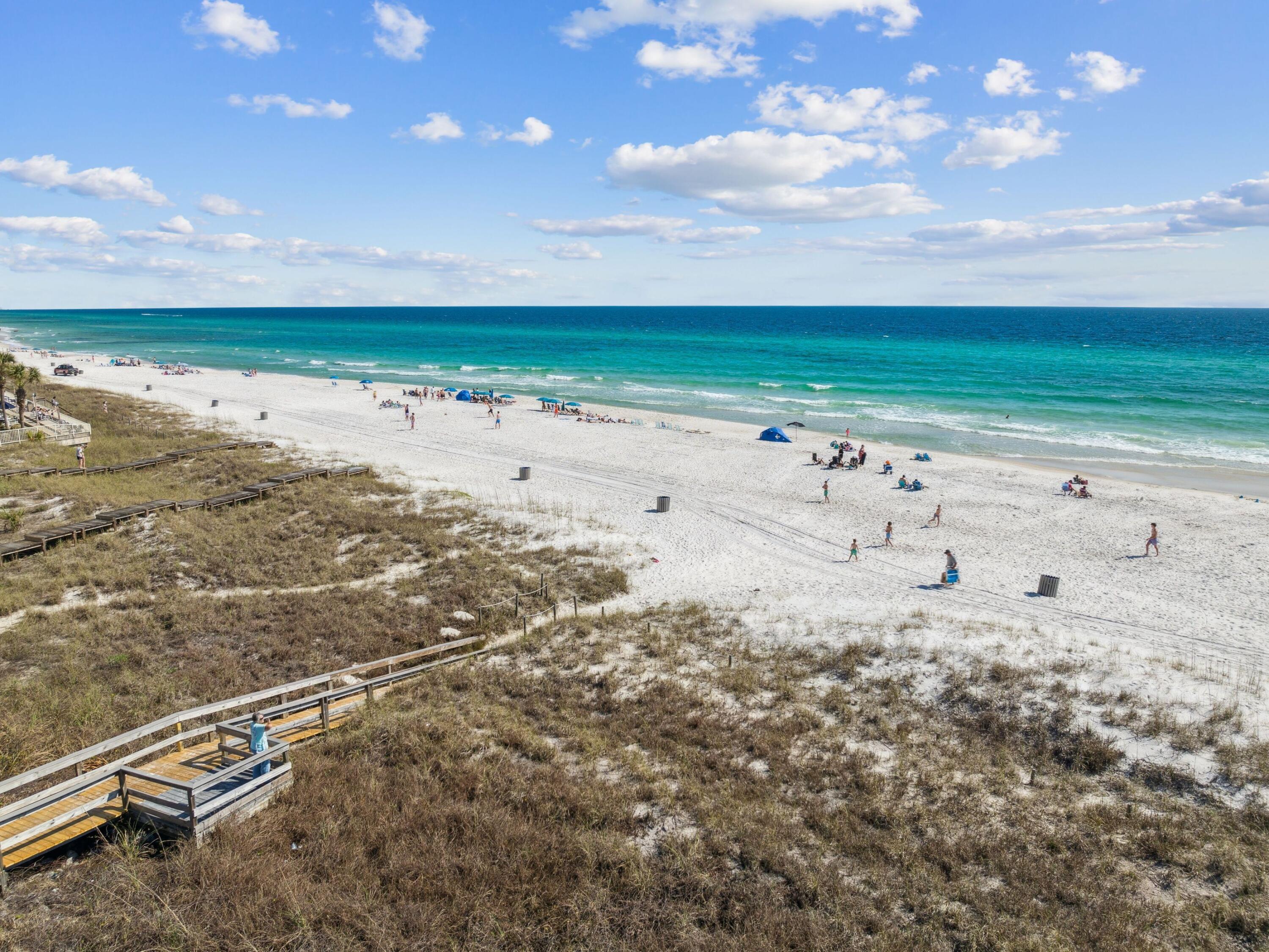 RIVIERA BEACH - Residential