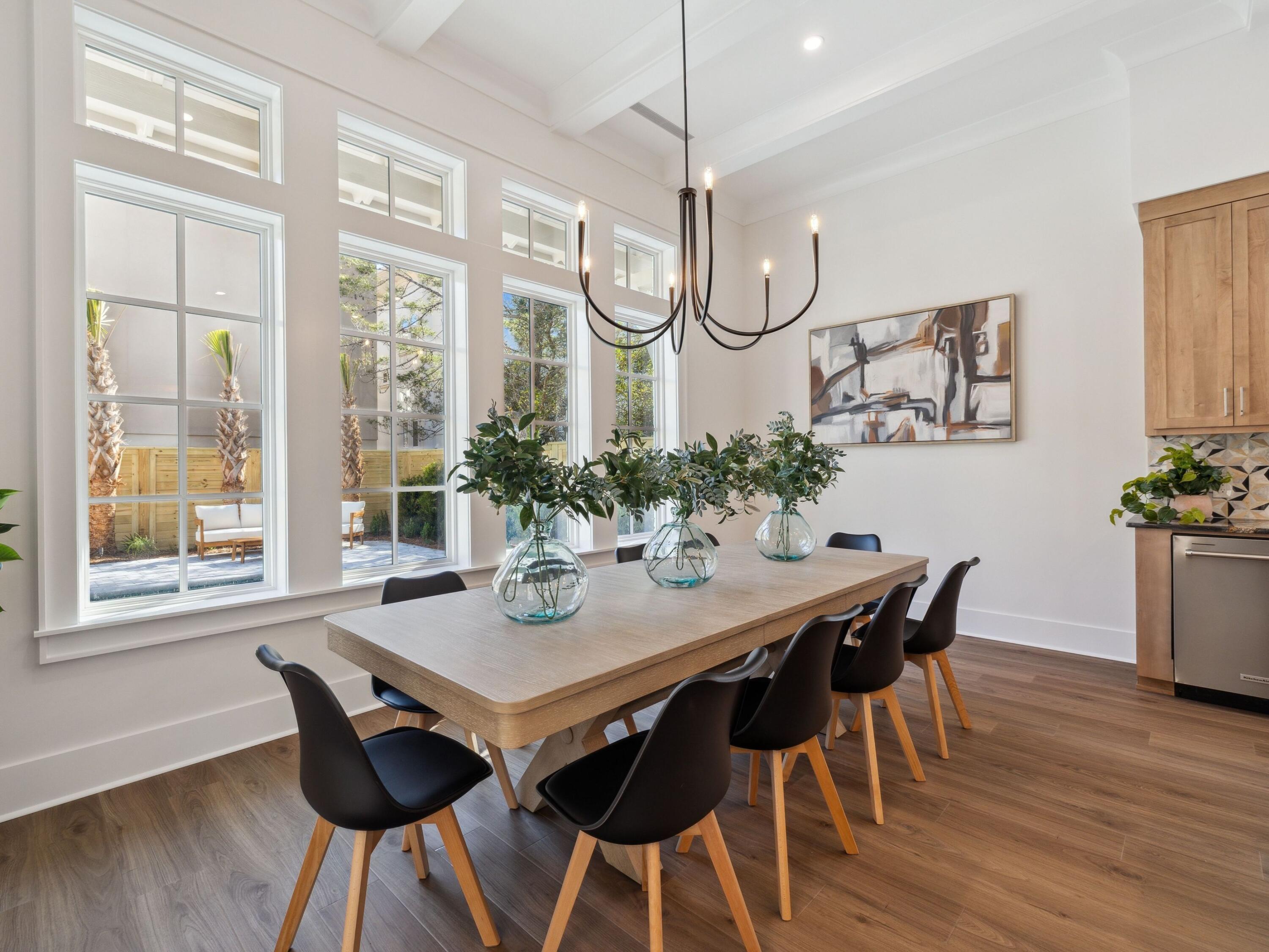 RIVIERA BEACH - Residential