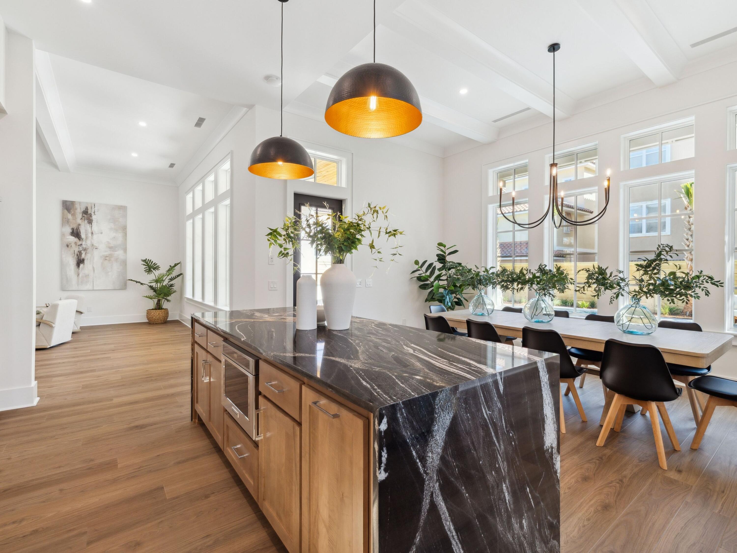 RIVIERA BEACH - Residential