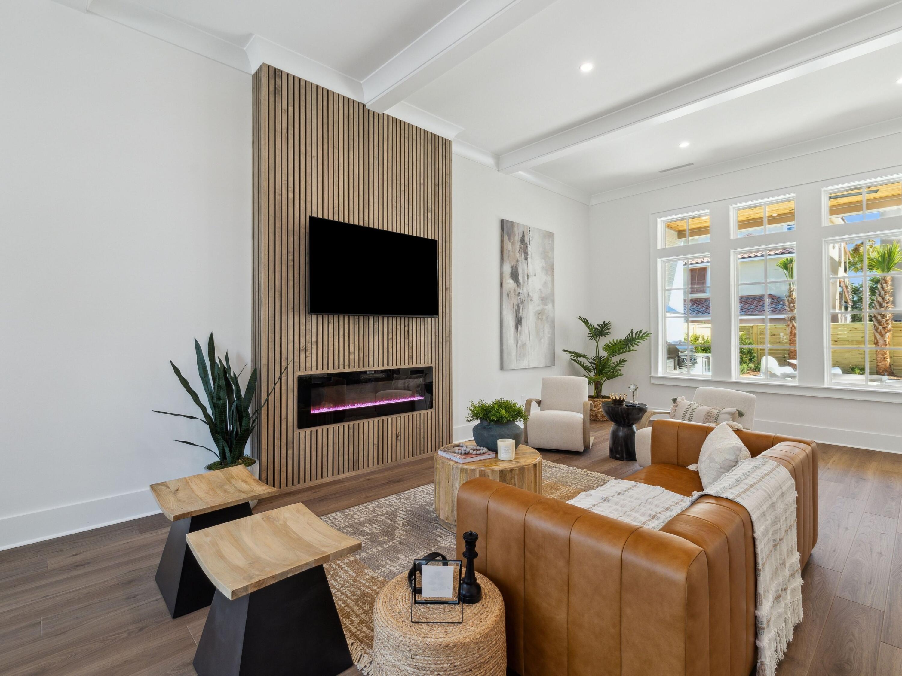 RIVIERA BEACH - Residential