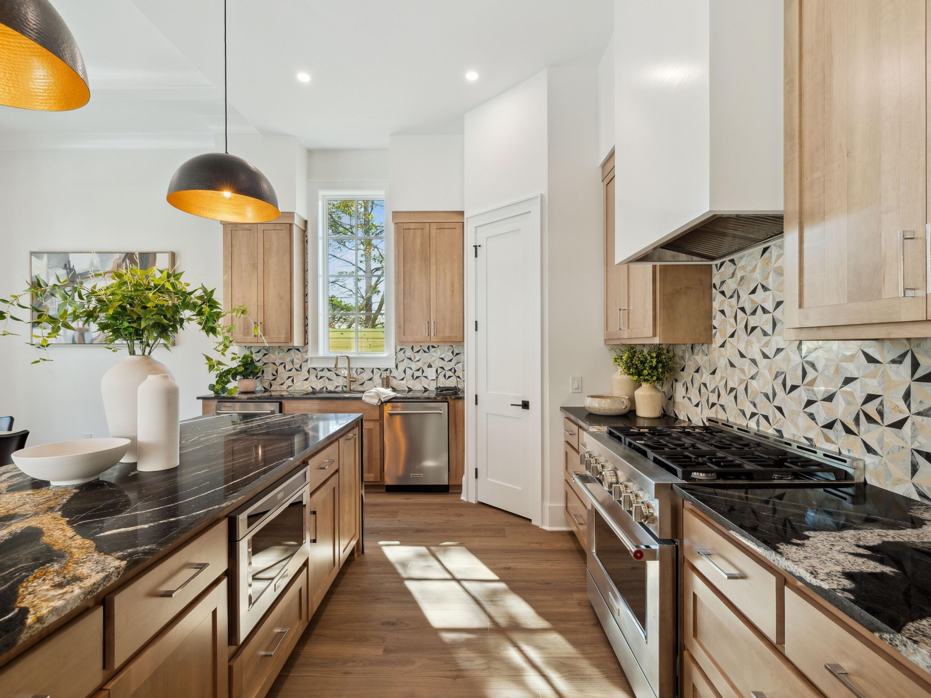 RIVIERA BEACH - Residential