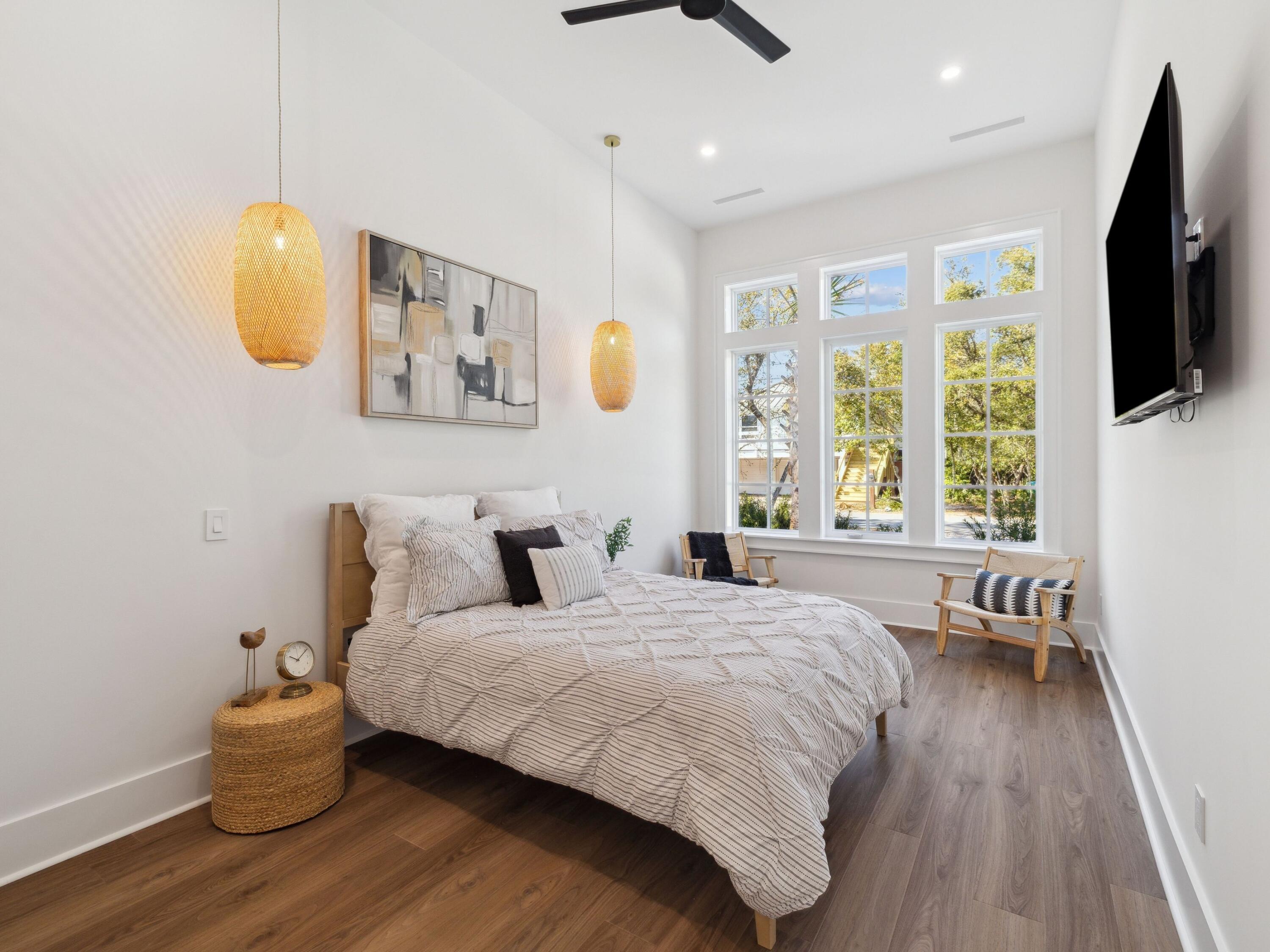 RIVIERA BEACH - Residential