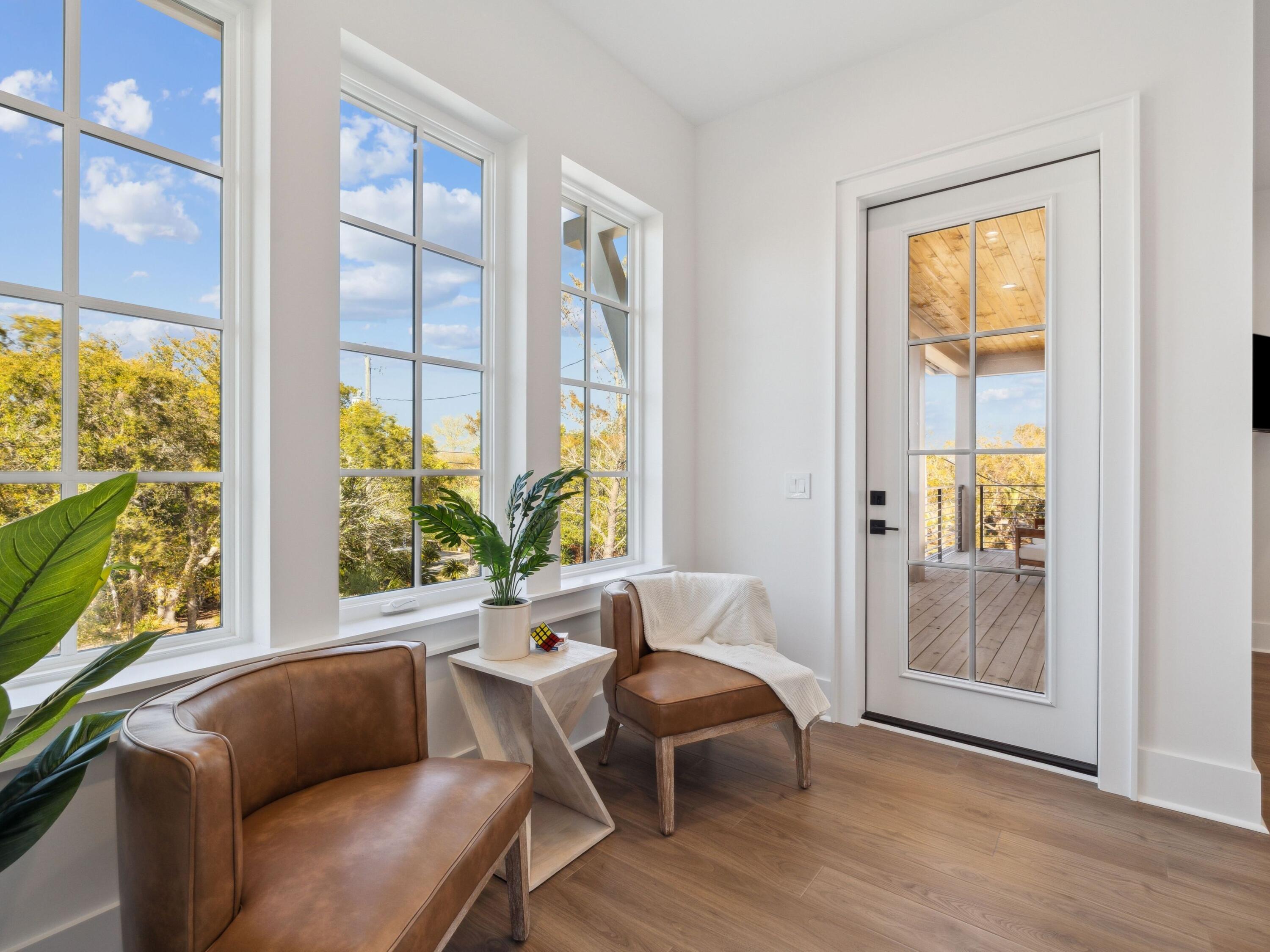 RIVIERA BEACH - Residential