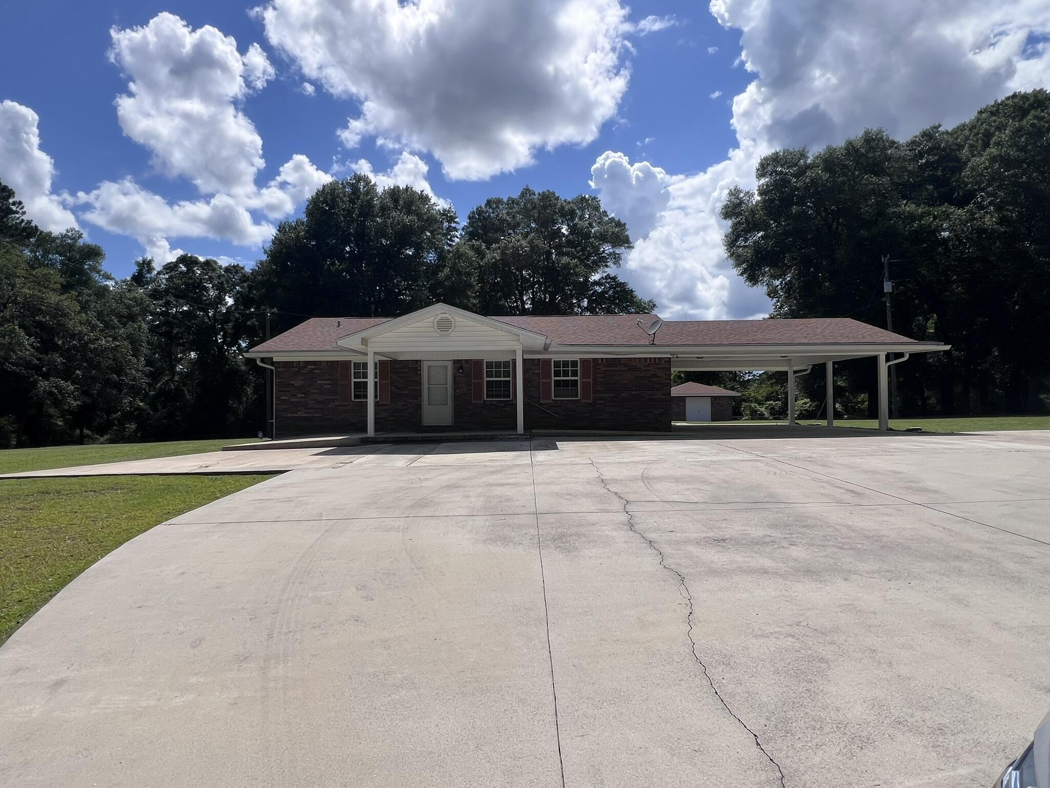 METES & BOUNDS - Residential Lease