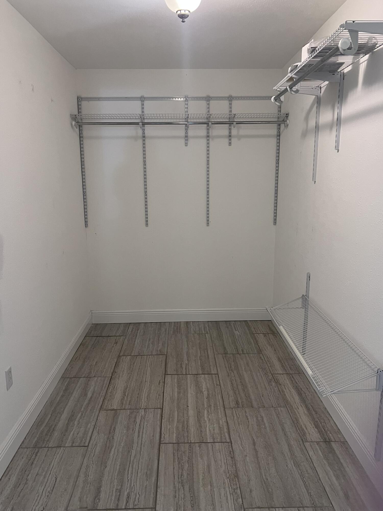 METES & BOUNDS - Residential Lease