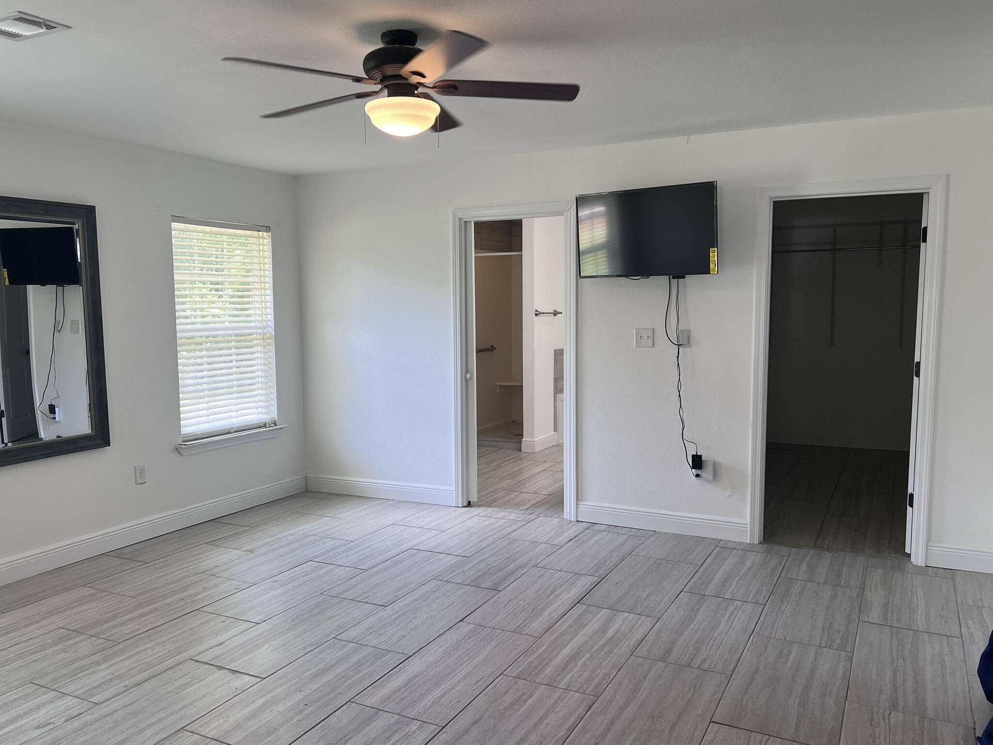 METES & BOUNDS - Residential Lease