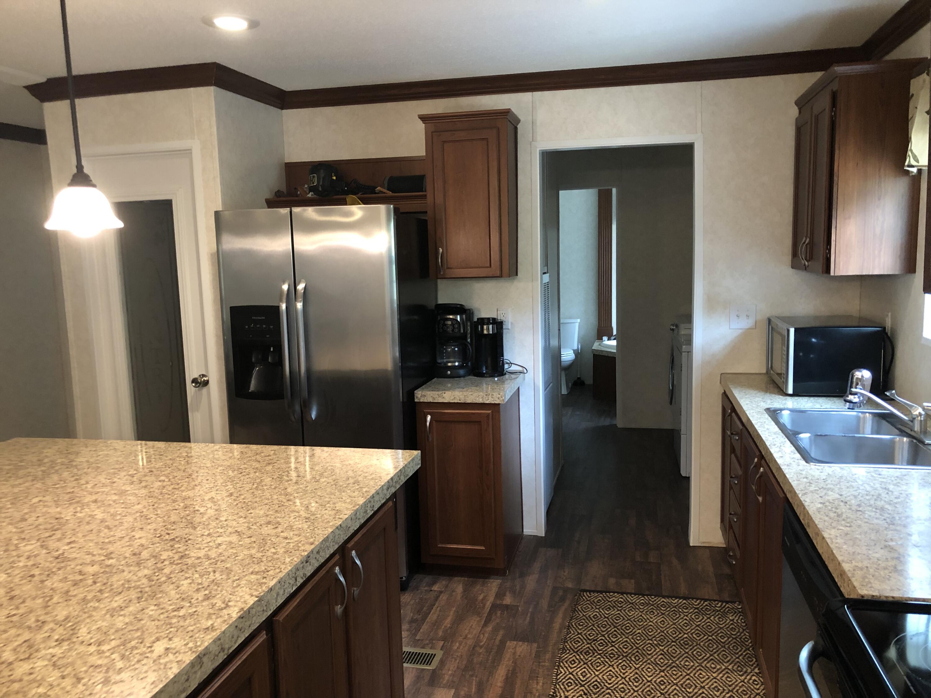 WALTON PLANTATION - Residential