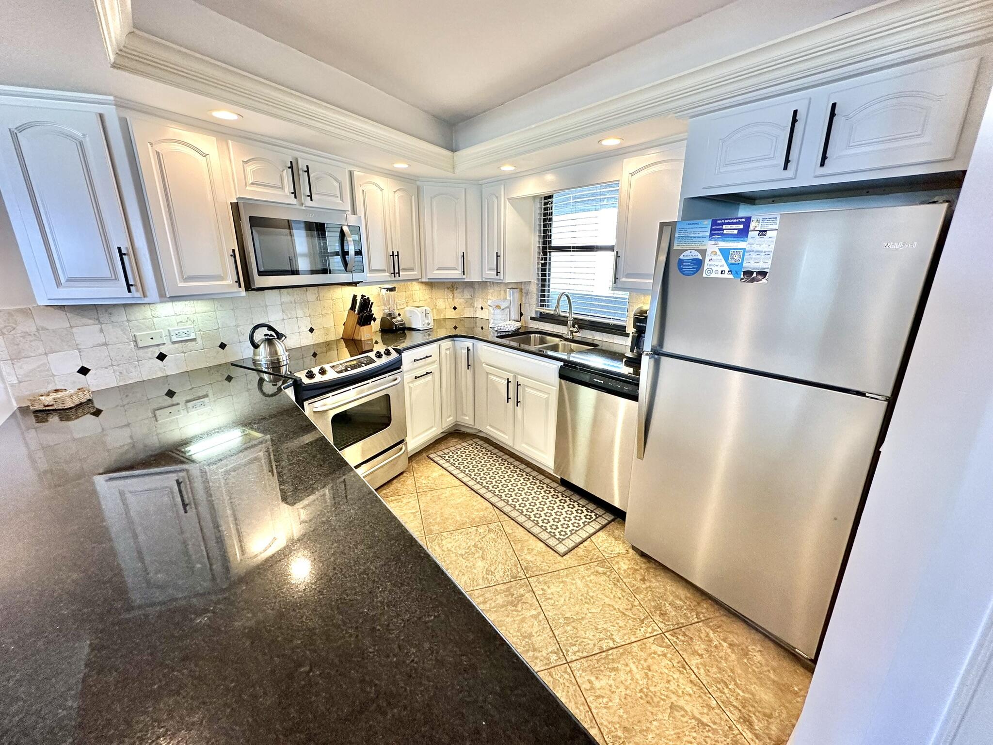 BEACHSIDE 1 CONDO - Residential