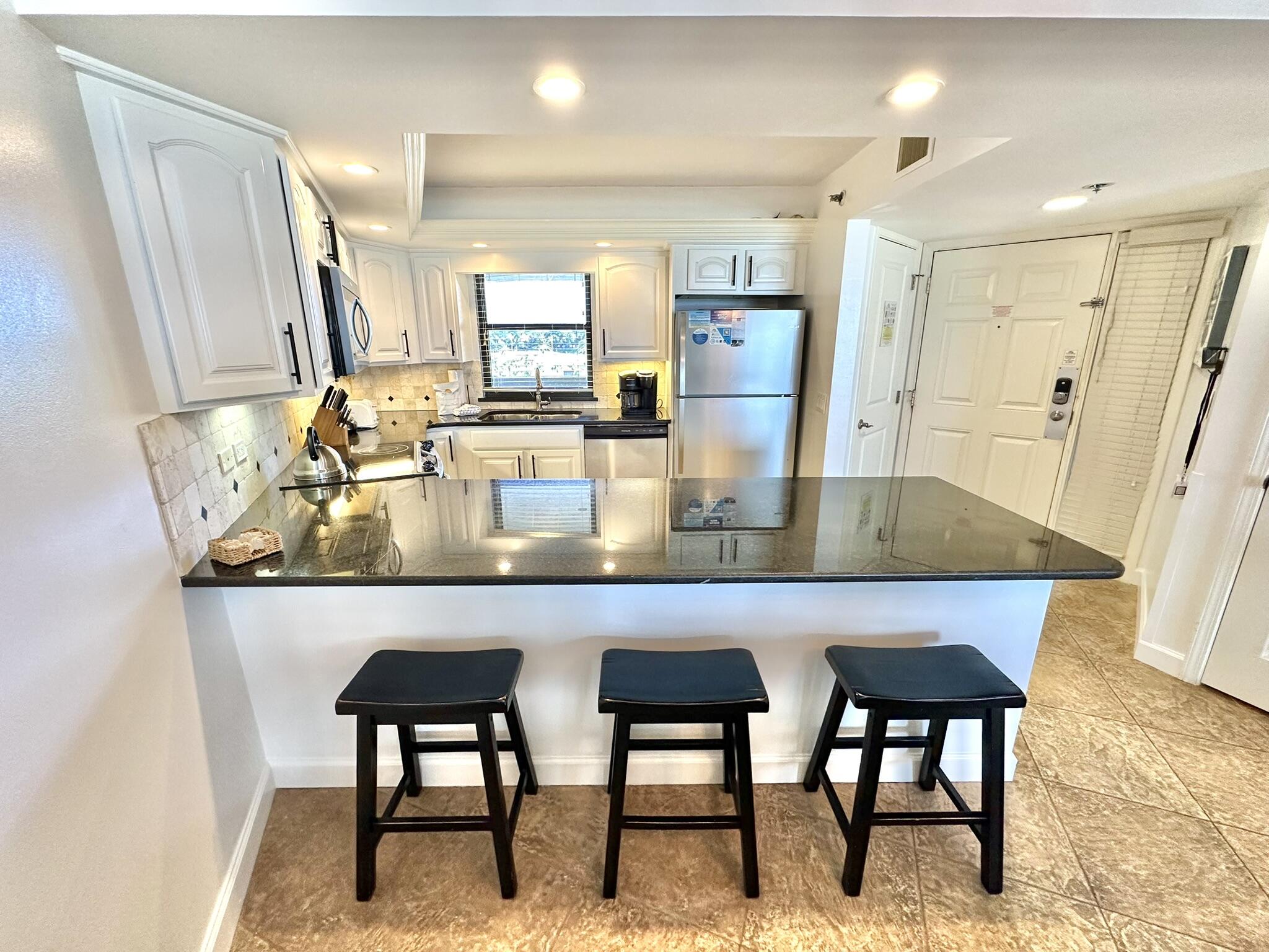 BEACHSIDE 1 CONDO - Residential