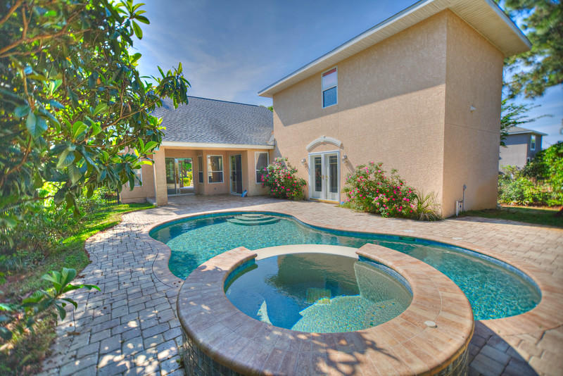 EMERALD LAKES PH 2 - Residential