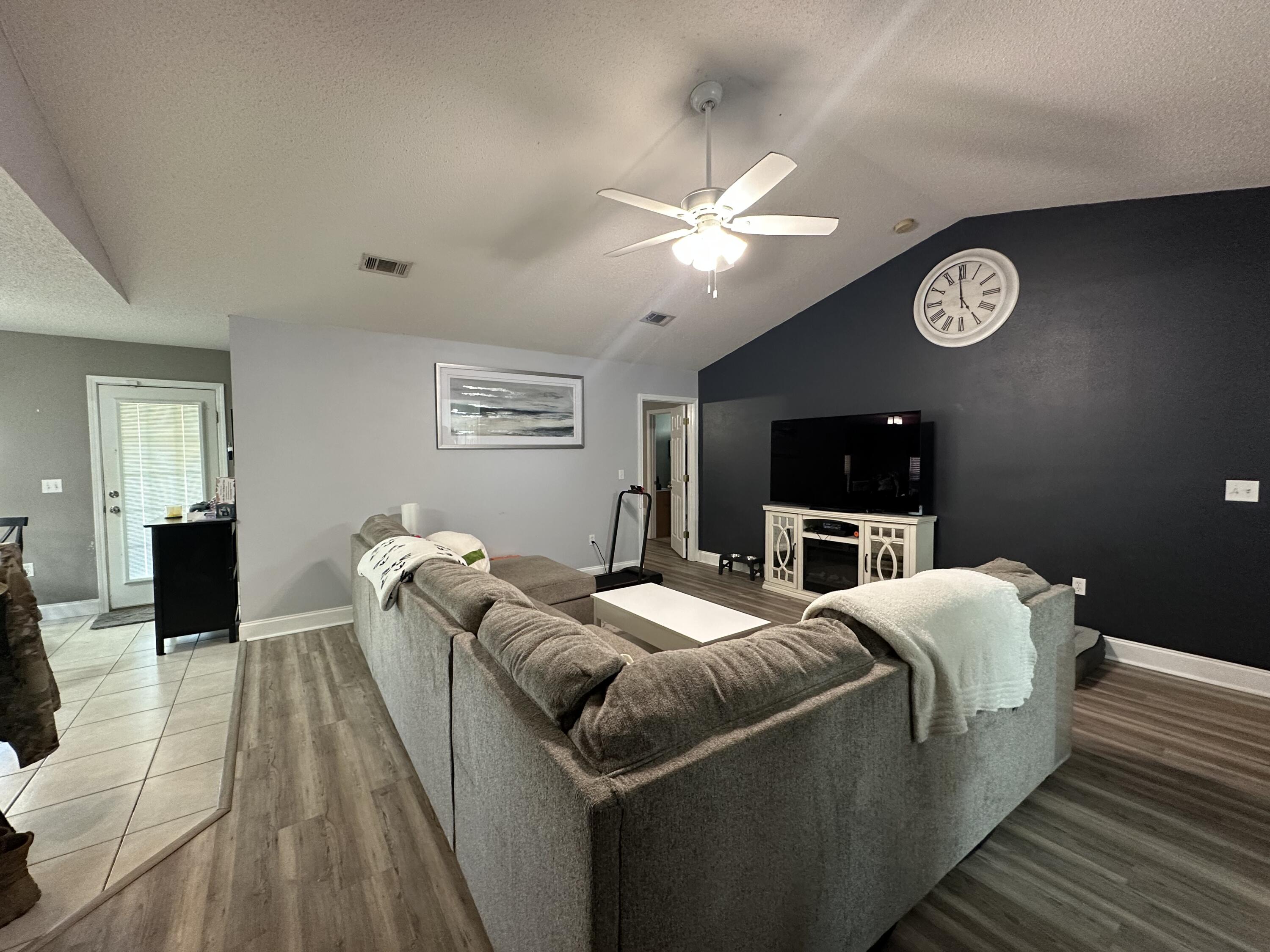 PAGE PLACE II - Residential