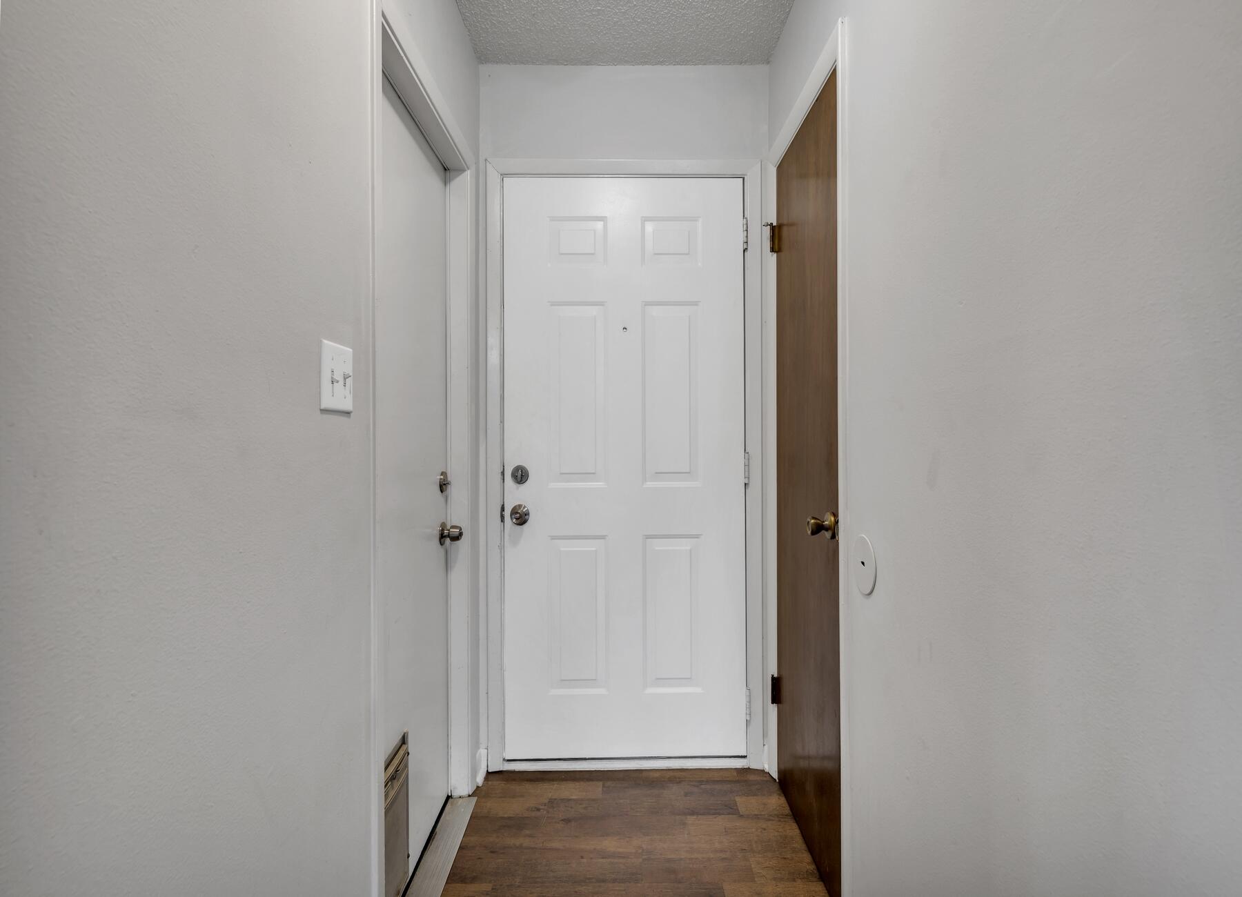 CASA LOMA S/D - Residential Lease