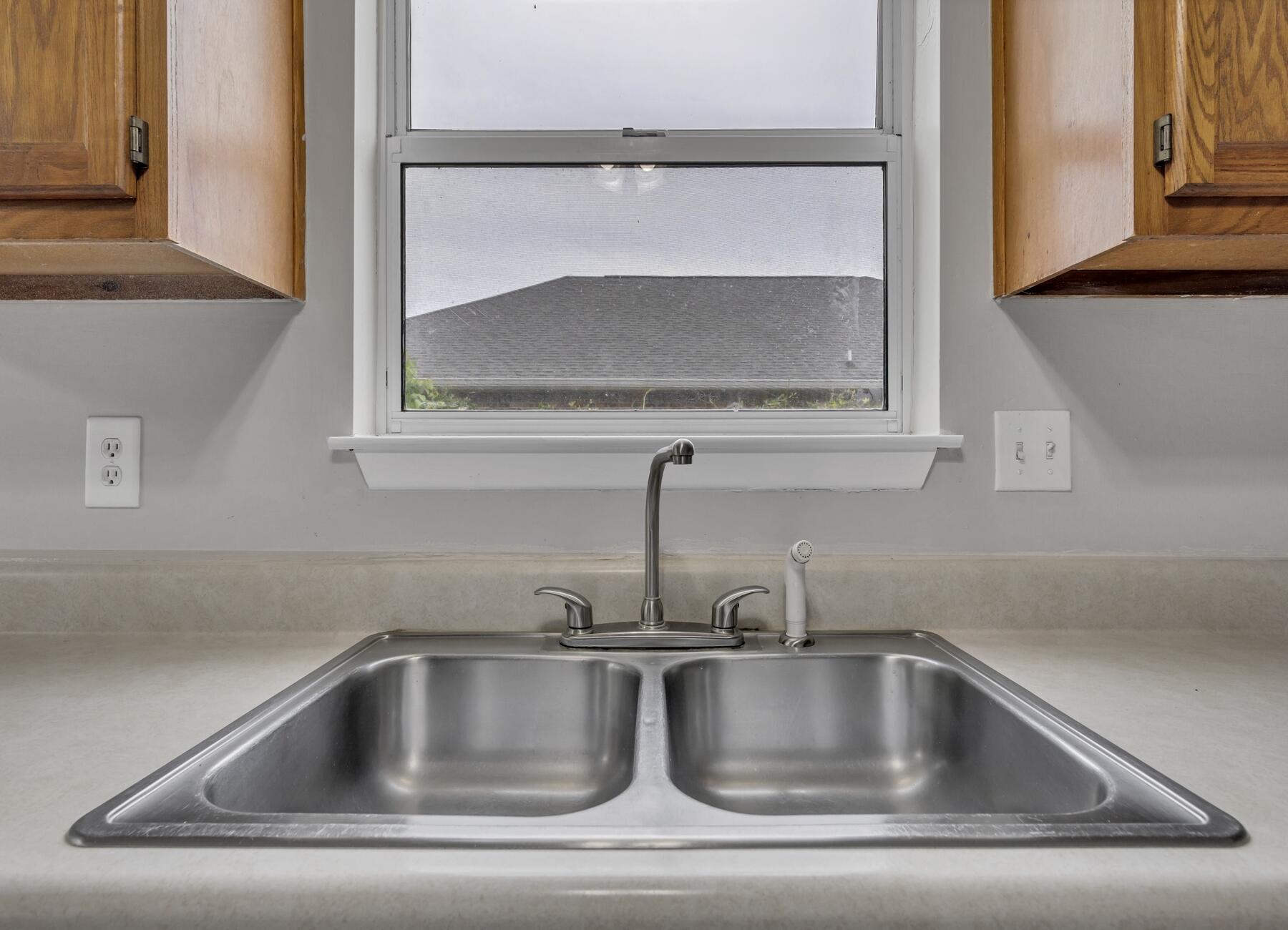 CASA LOMA S/D - Residential Lease
