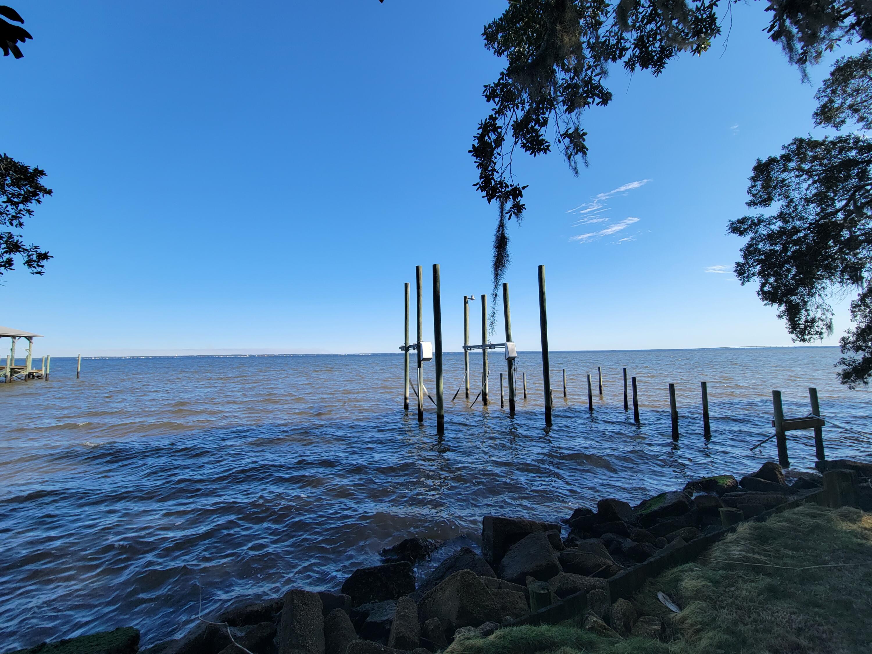 Metes and Bounds - Residential