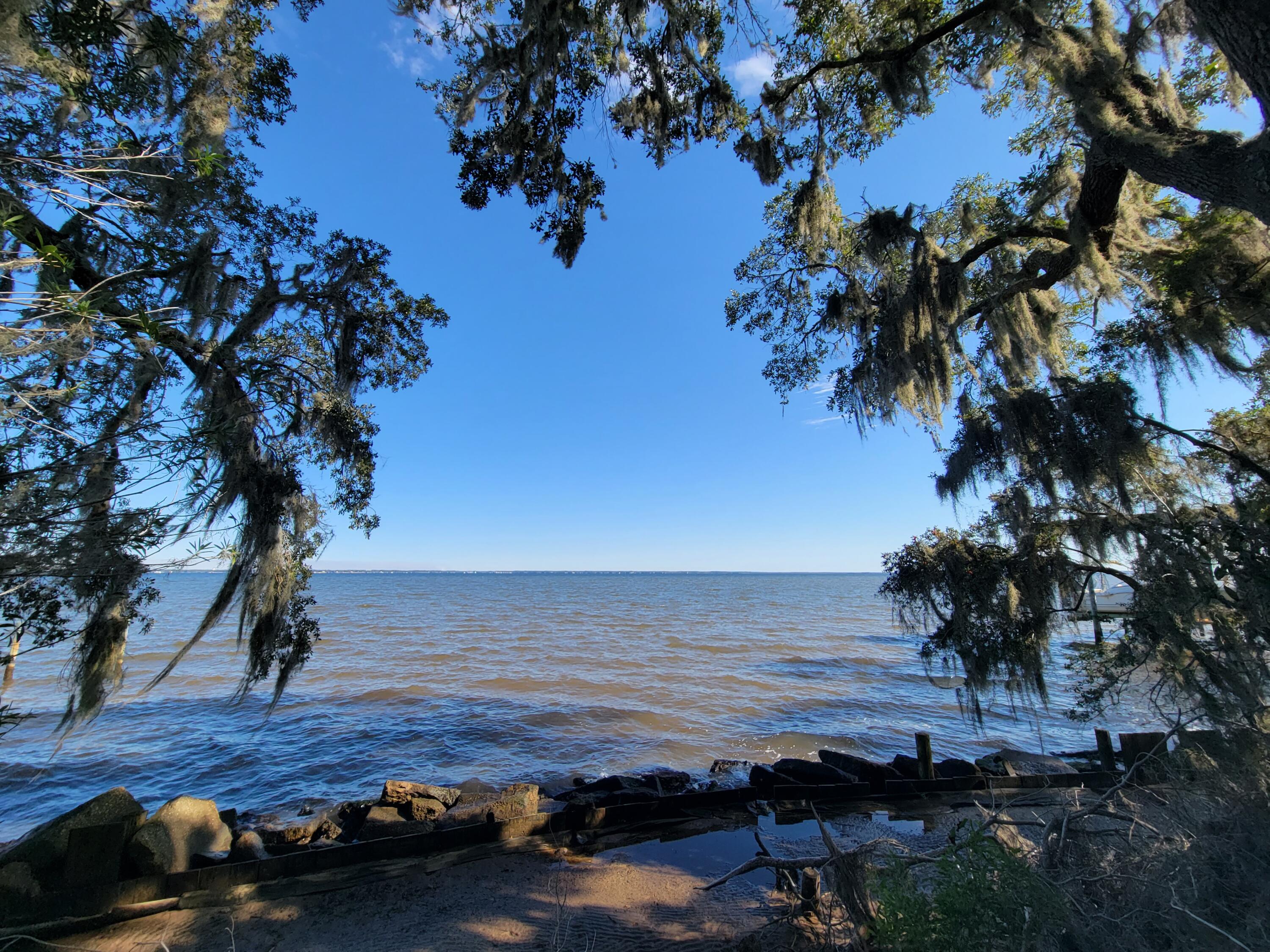 Metes and Bounds - Residential