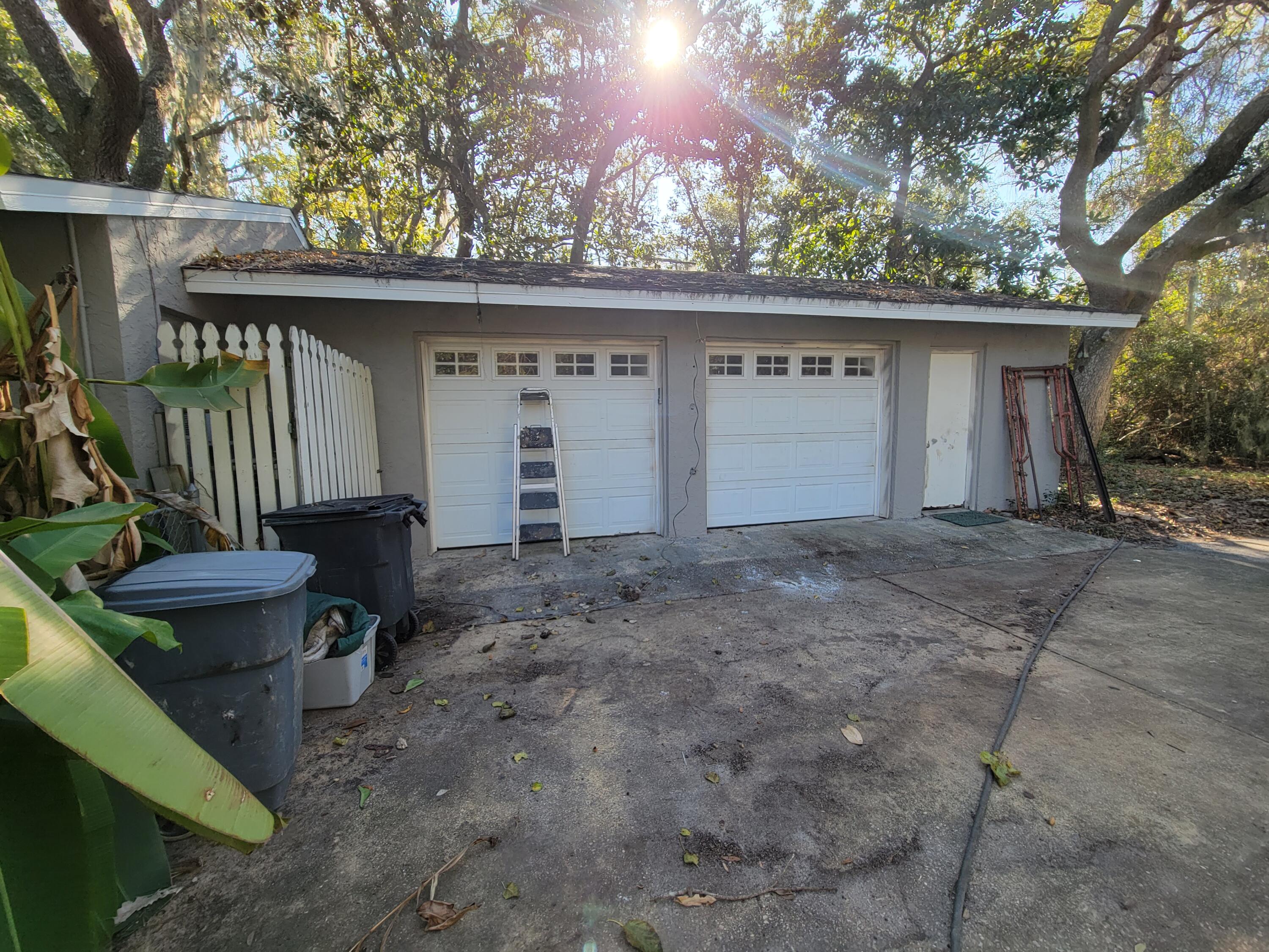 Metes and Bounds - Residential