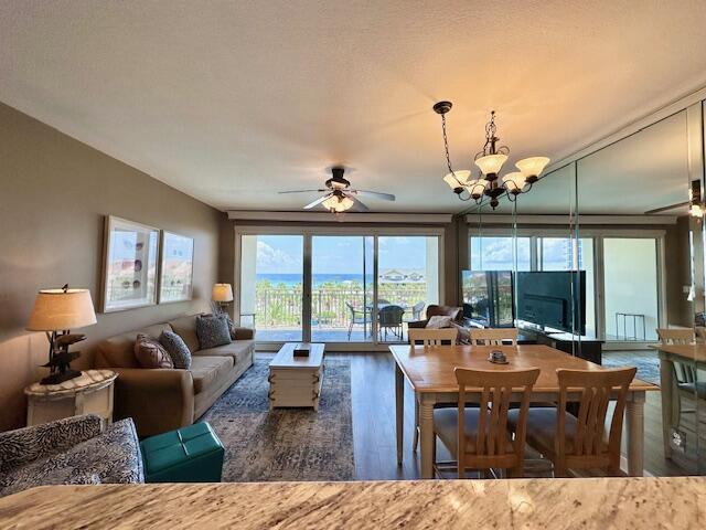 STERLING SHORES - Residential
