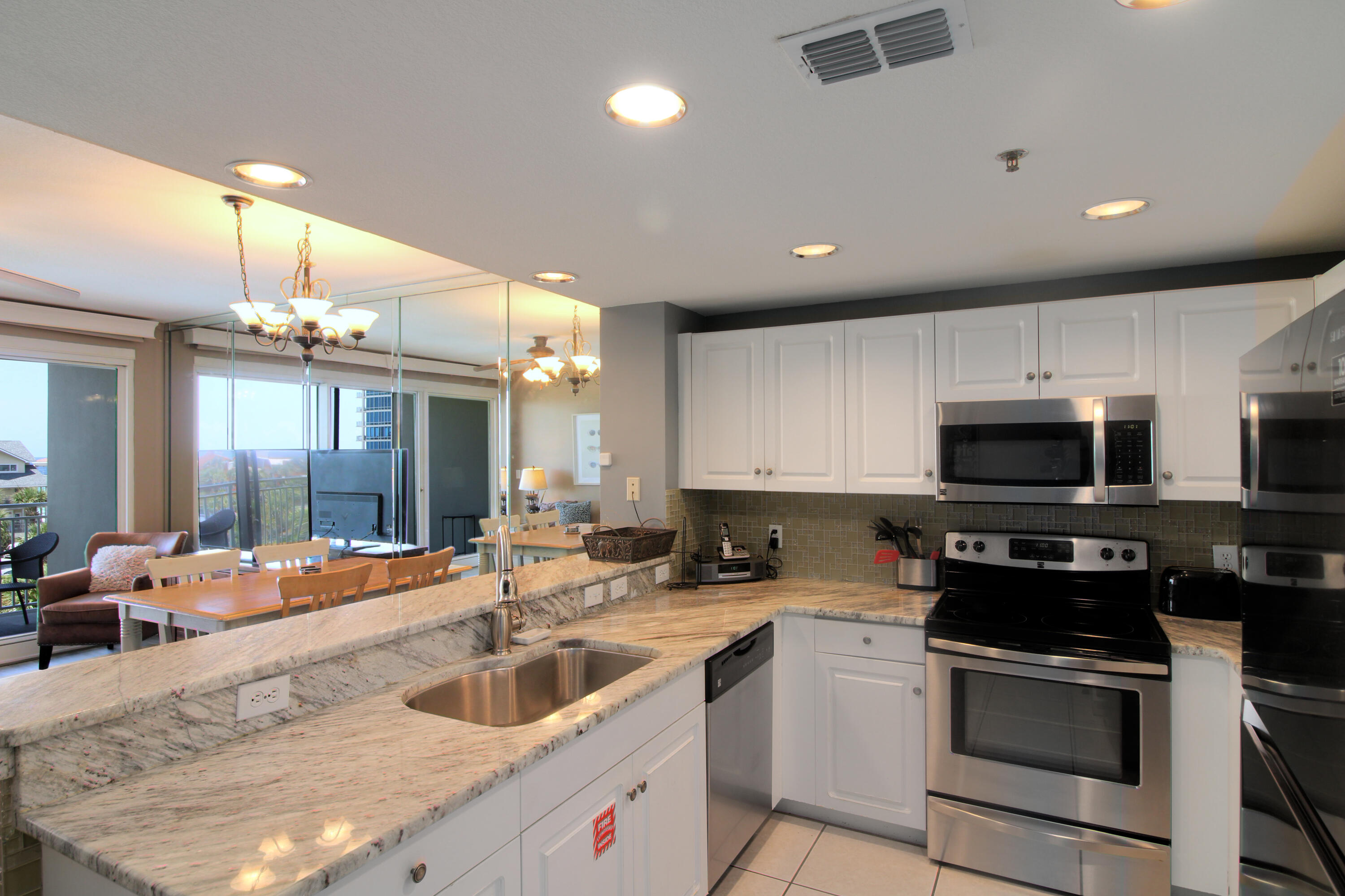 STERLING SHORES - Residential
