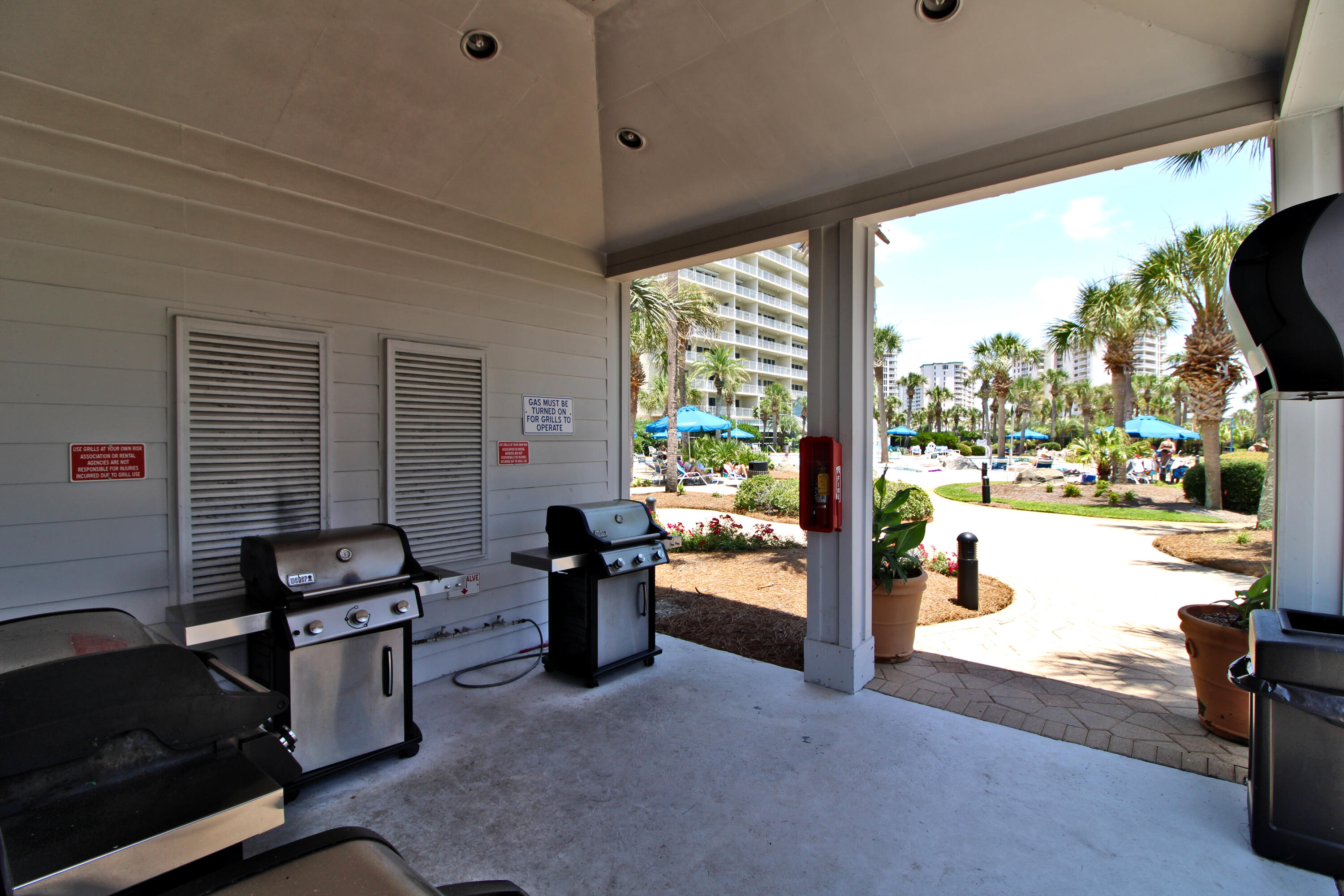 STERLING SHORES - Residential