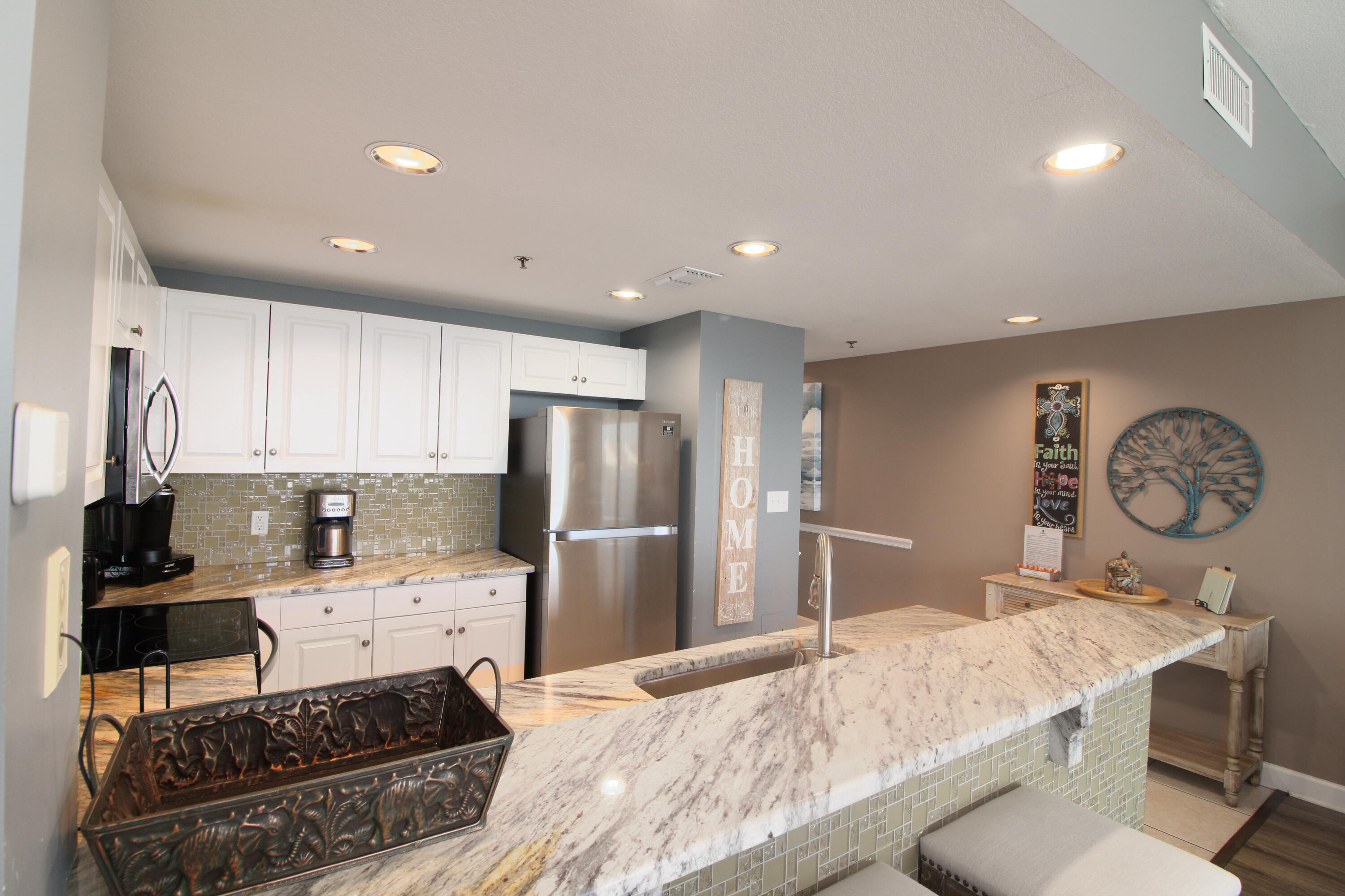 STERLING SHORES - Residential
