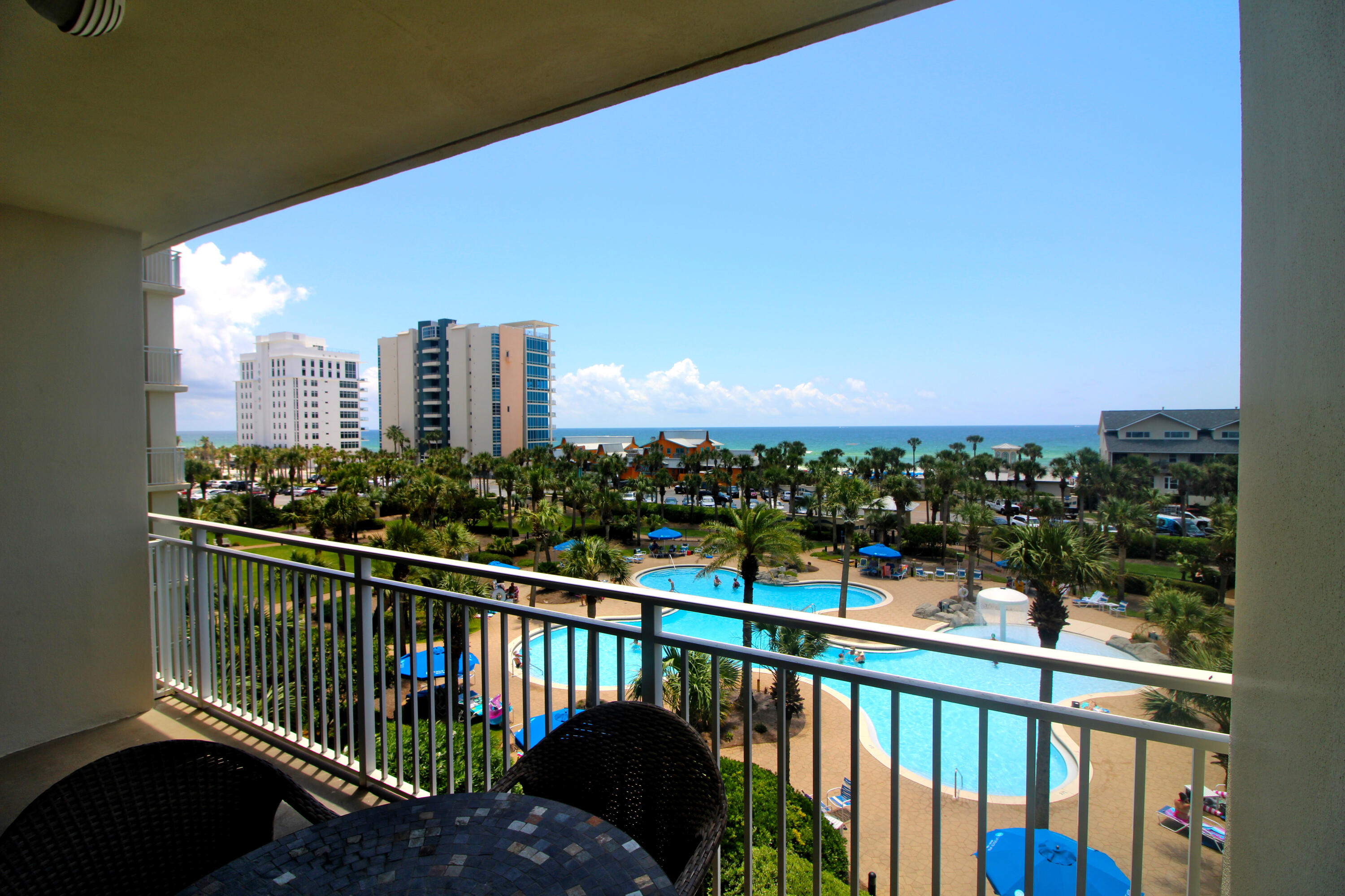 STERLING SHORES - Residential