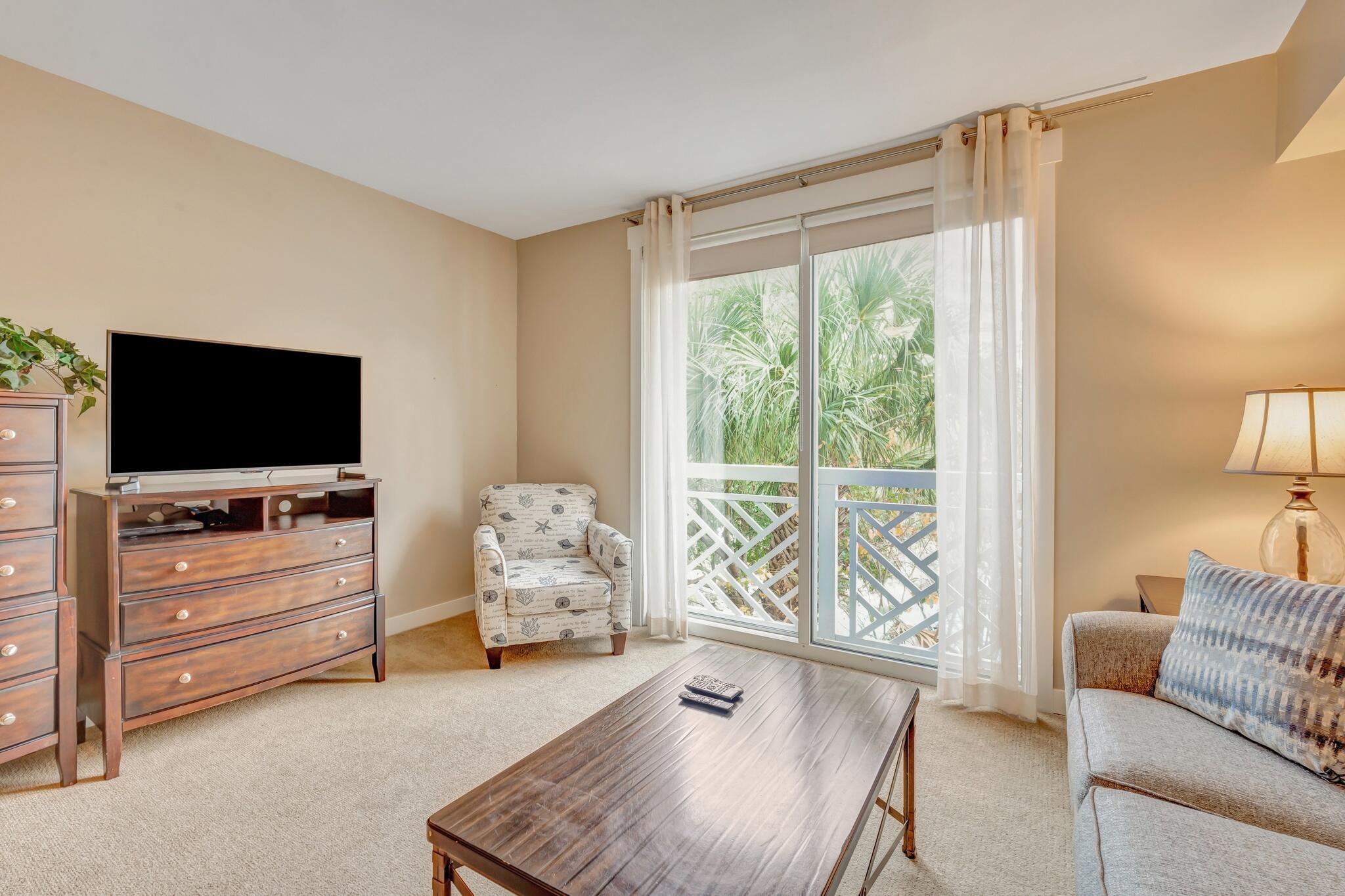 BAHIA CONDO - Residential