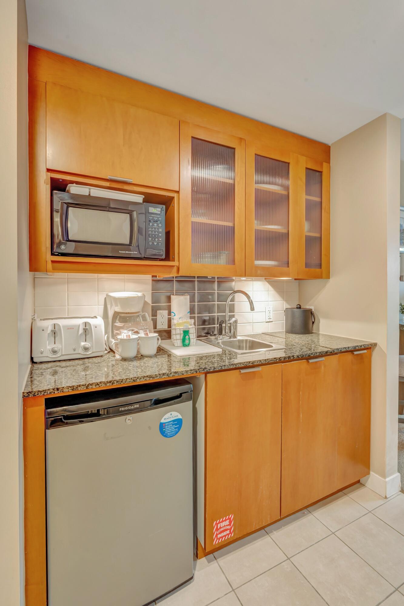 BAHIA CONDO - Residential