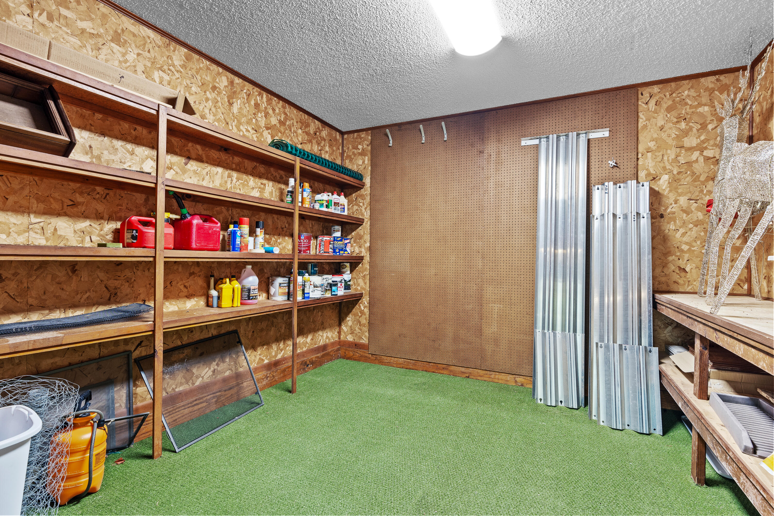 ROCKY BAYOU COUNTRY CLUB ESTATES 3 - Residential