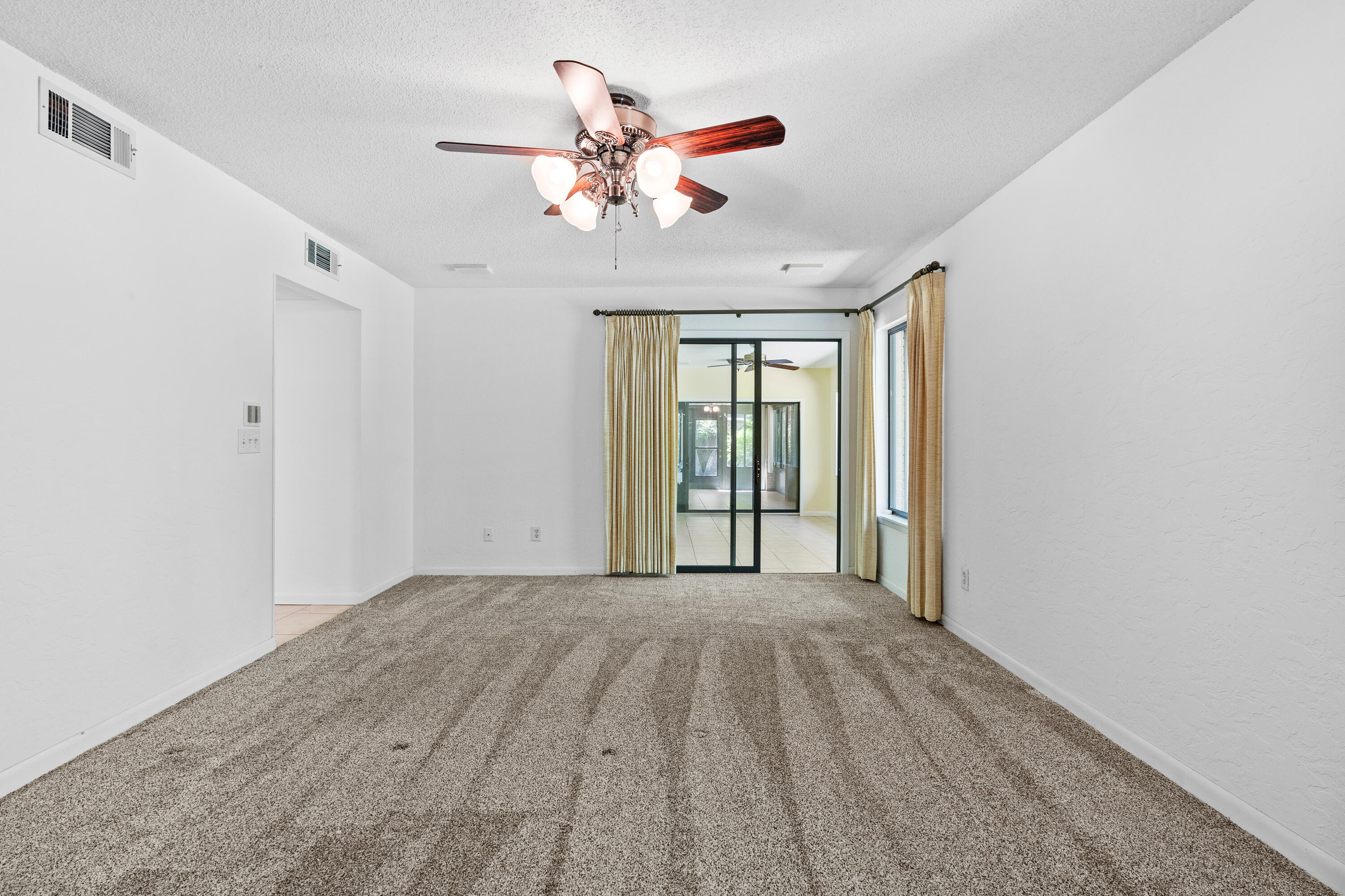 ROCKY BAYOU COUNTRY CLUB ESTATES 3 - Residential