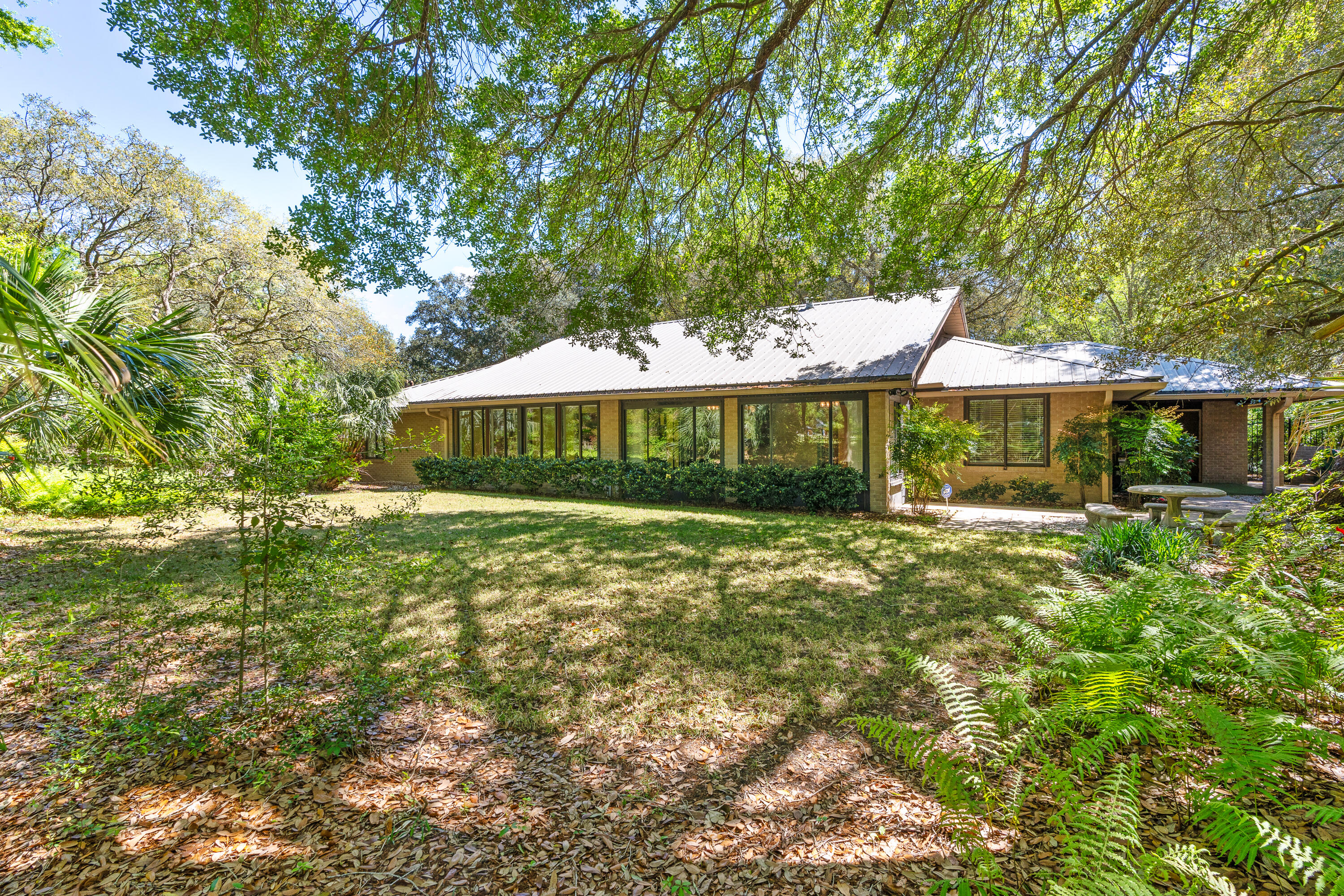 ROCKY BAYOU COUNTRY CLUB ESTATES 3 - Residential