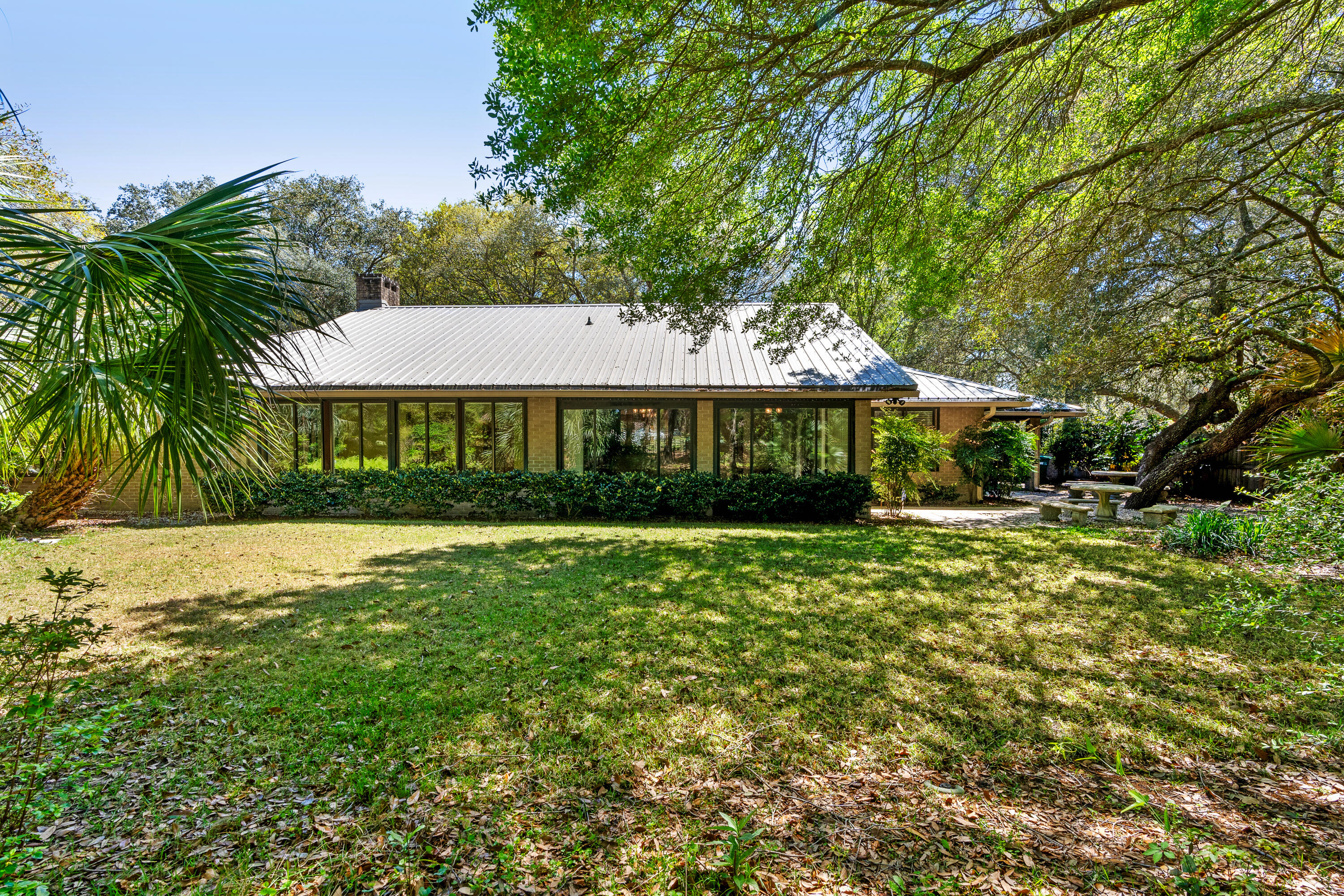 ROCKY BAYOU COUNTRY CLUB ESTATES 3 - Residential